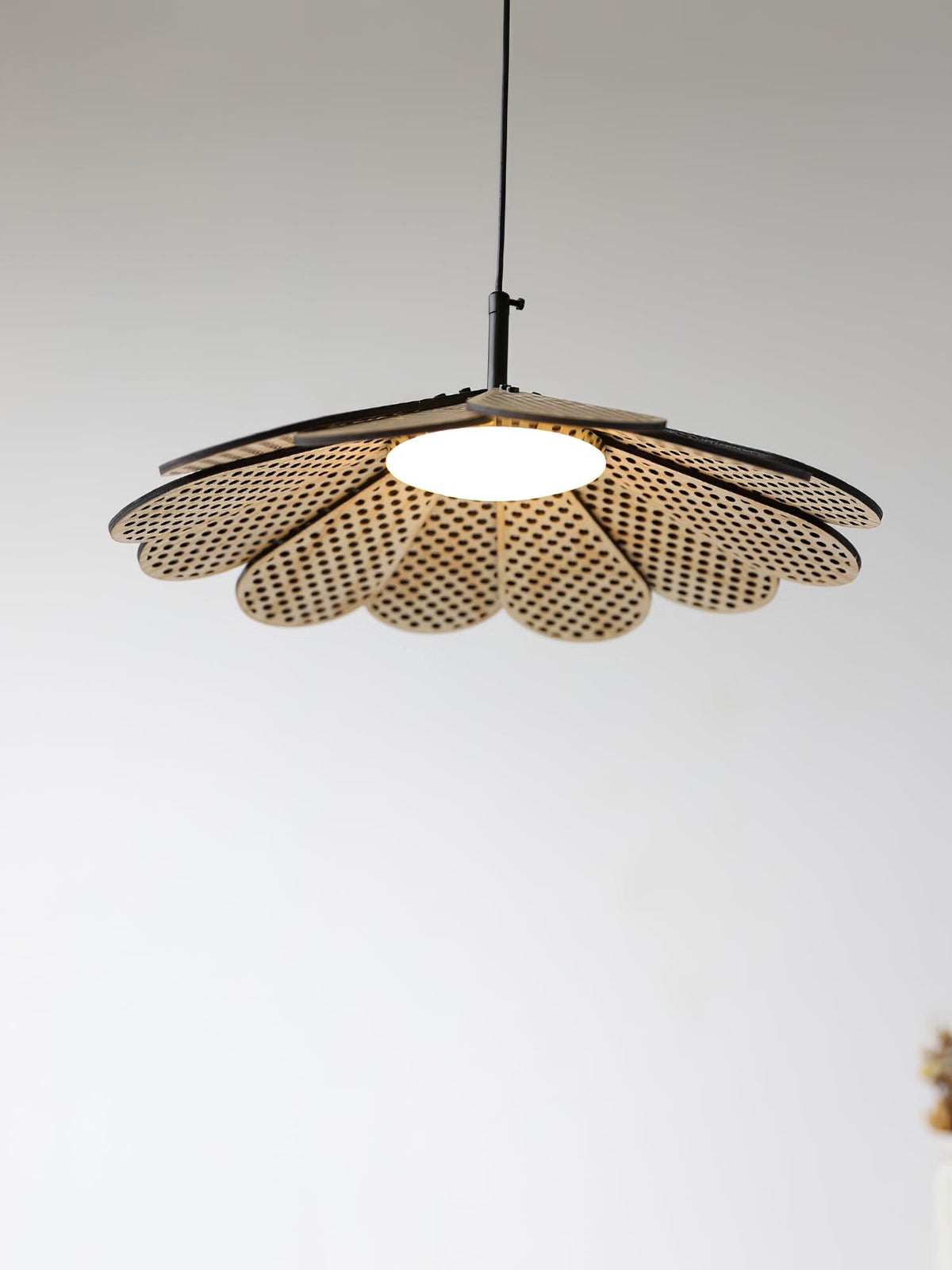 Zevarus Nordic Art Wabi-Sabi -puuvalaisin
