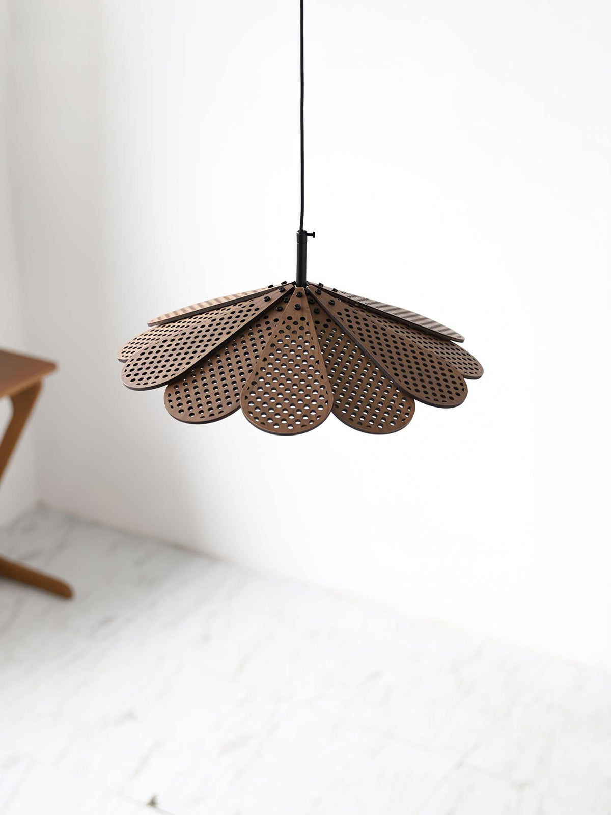 Zevarus Nordic Art Wabi-Sabi -puuvalaisin