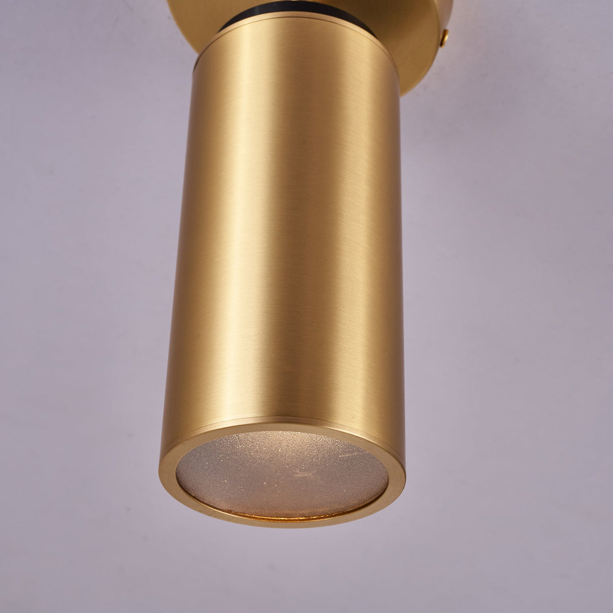 Candeeiro de teto com foco em latão, moderno minimalista Syloran