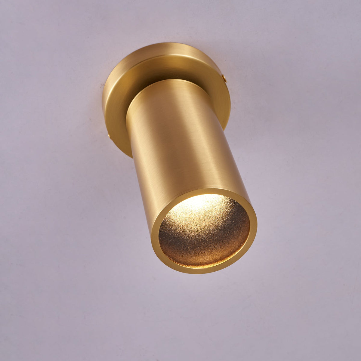 Candeeiro de teto com foco em latão, moderno minimalista Syloran