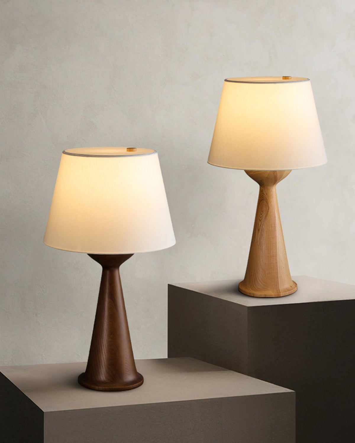 Tempo vintage-bordlampe i træ