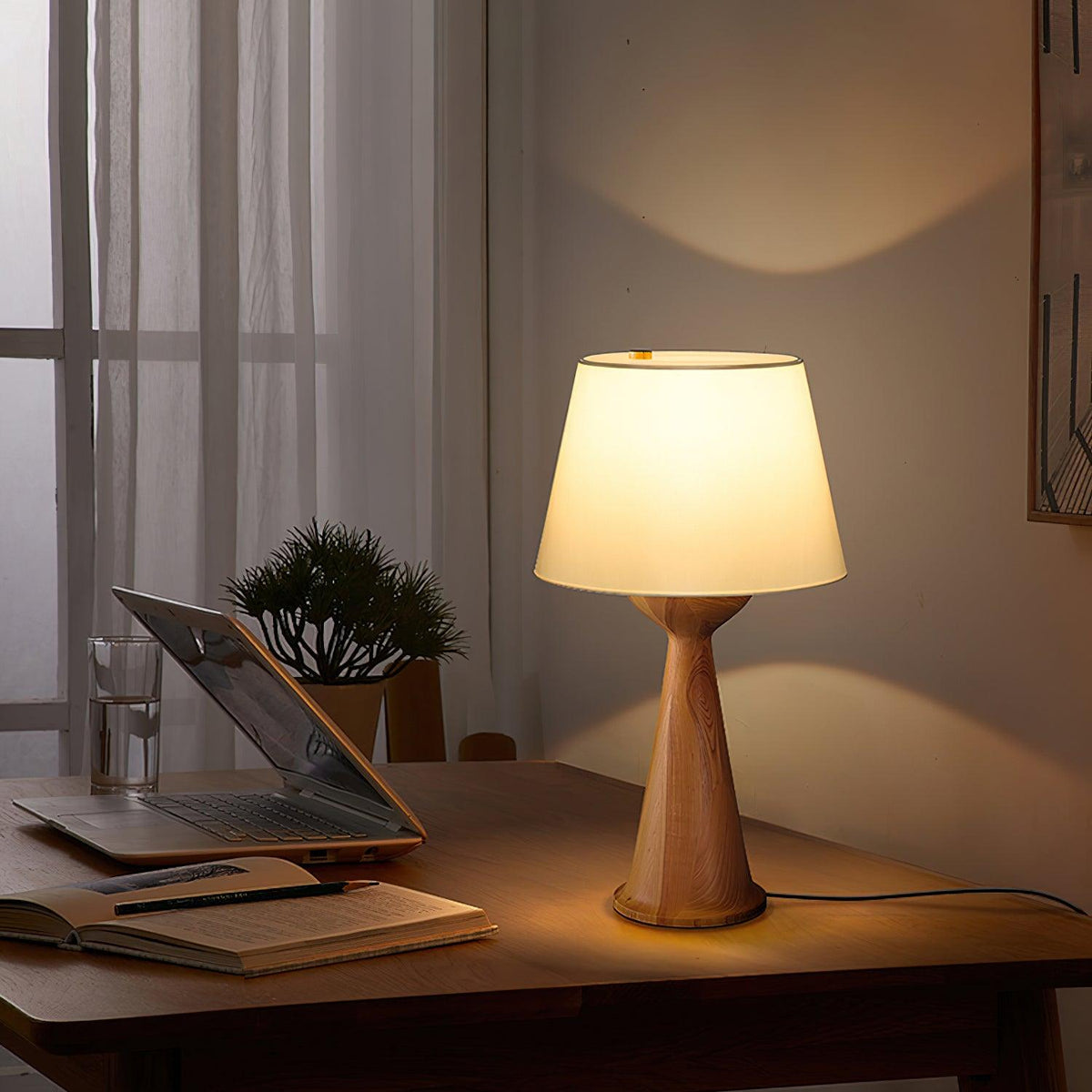 Tempo vintage-bordlampe i træ