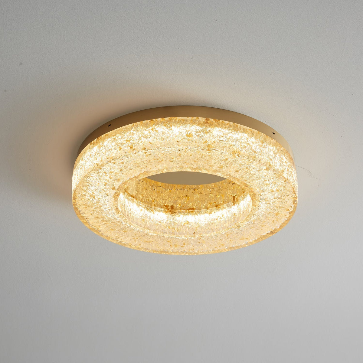 Dovira cirkelformad taklampa i harts med iskrackelerad design