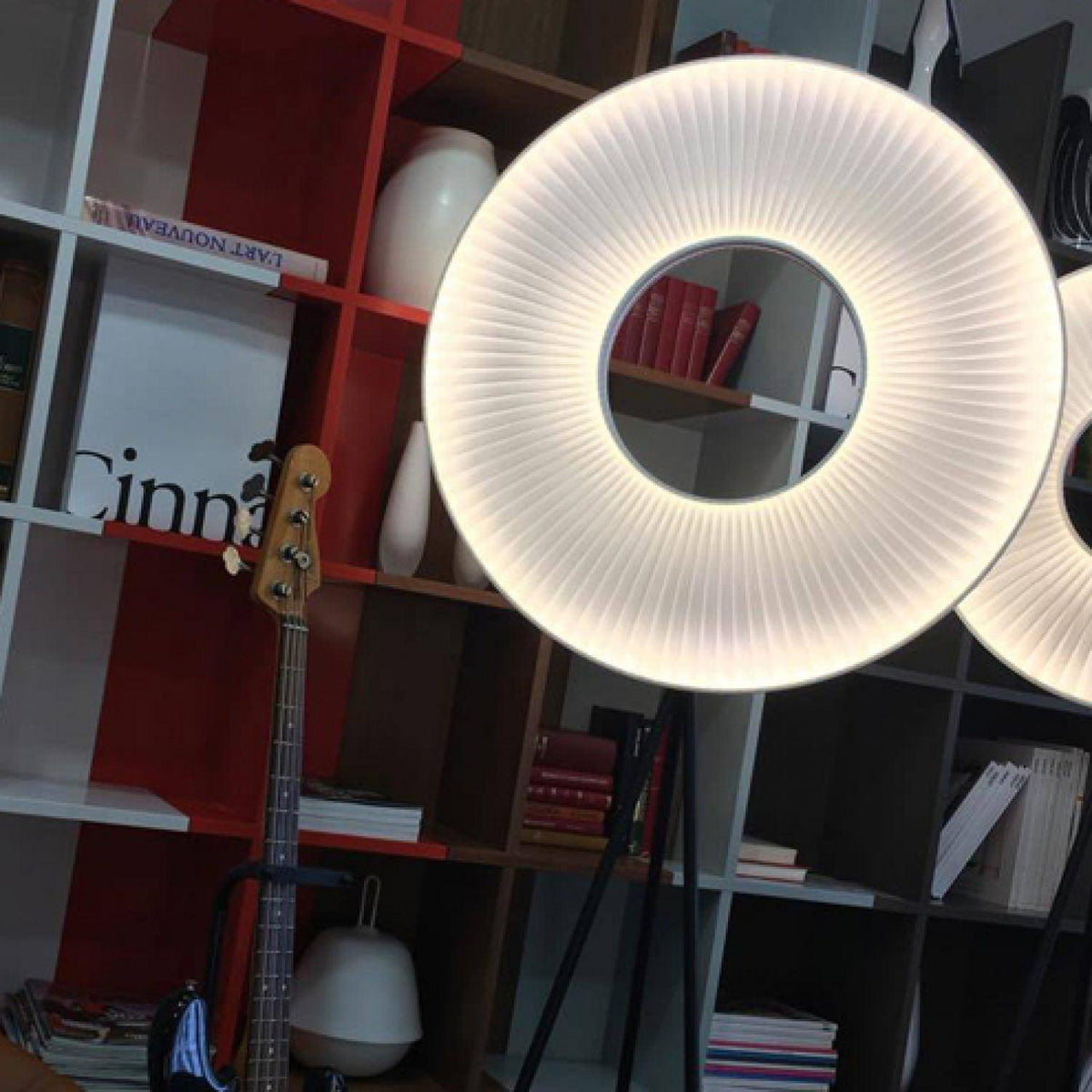Helen modern golvlampa