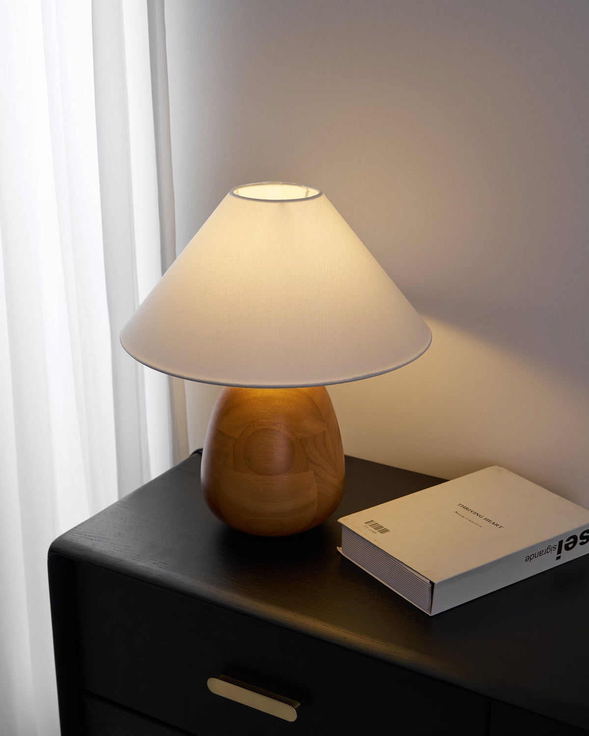 Candeeiro de mesa moderno Syloraya em madeira