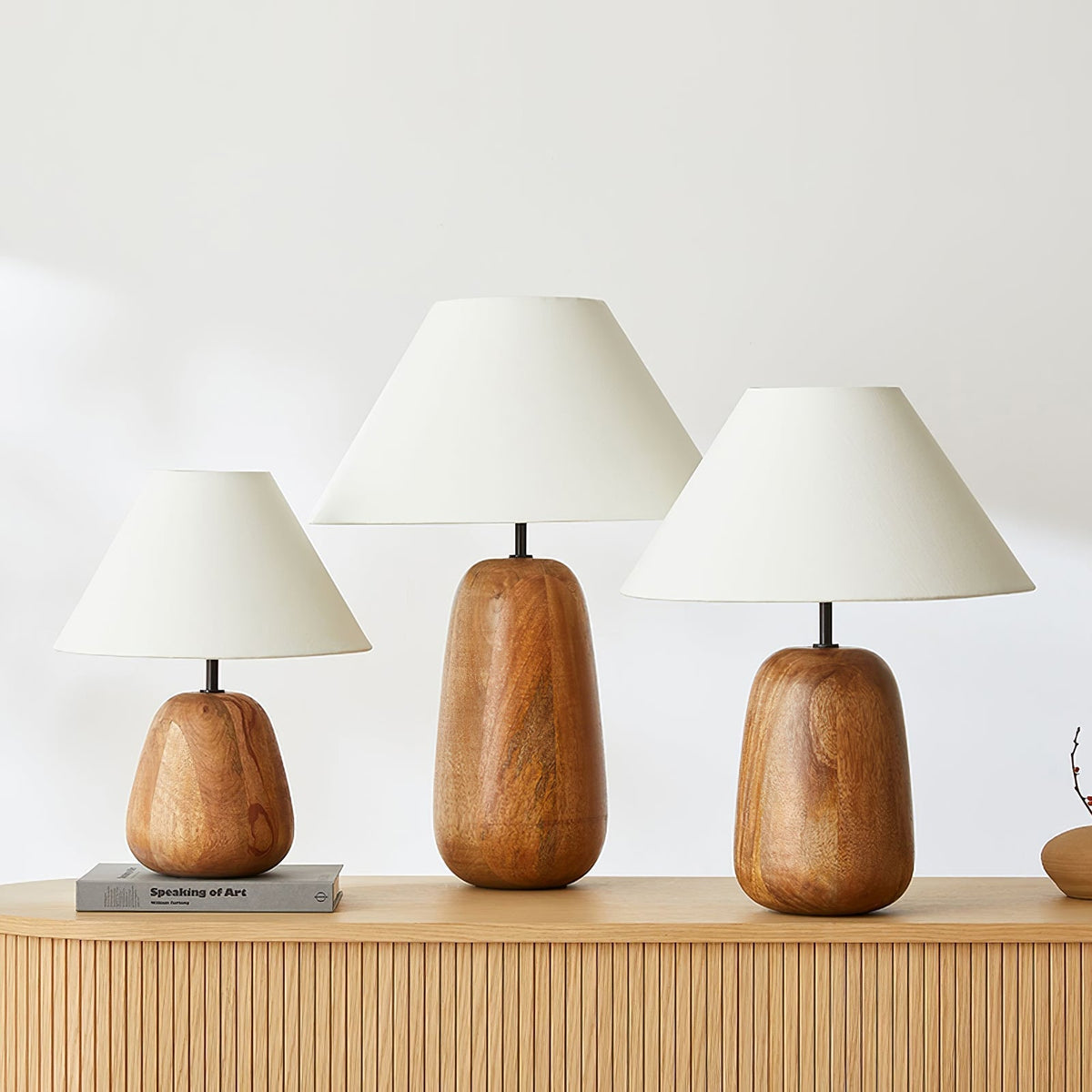 Candeeiro de mesa em madeira Lindenier