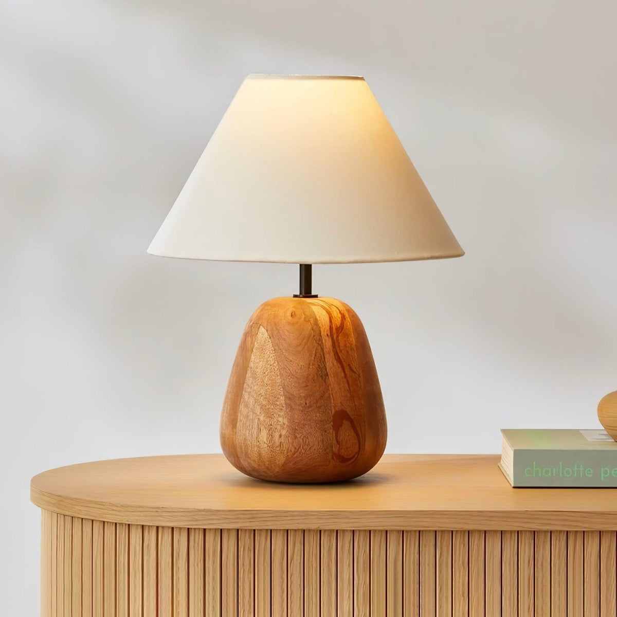 Candeeiro de mesa moderno Syloraya em madeira