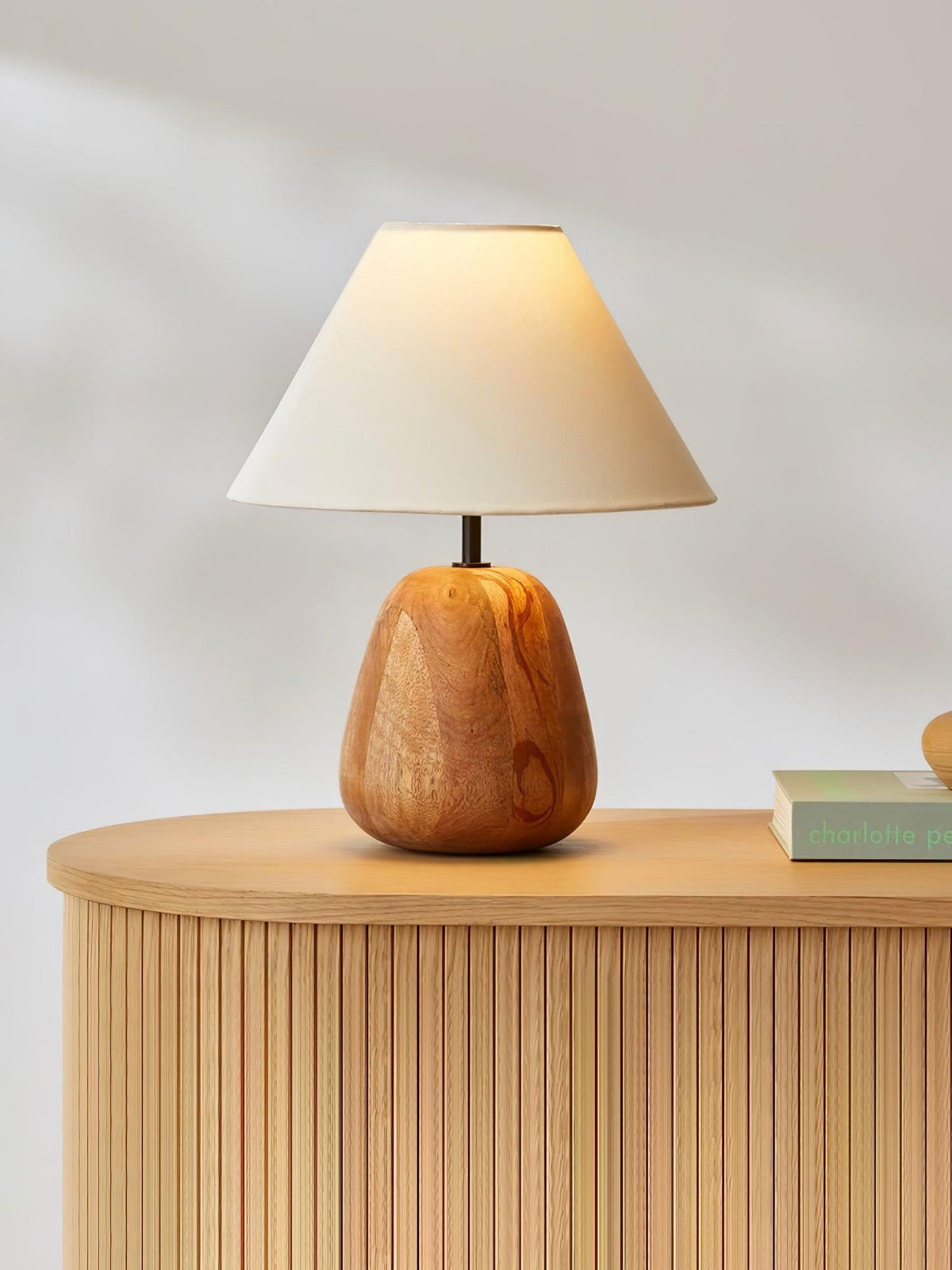 Candeeiro de mesa moderno Syloraya em madeira