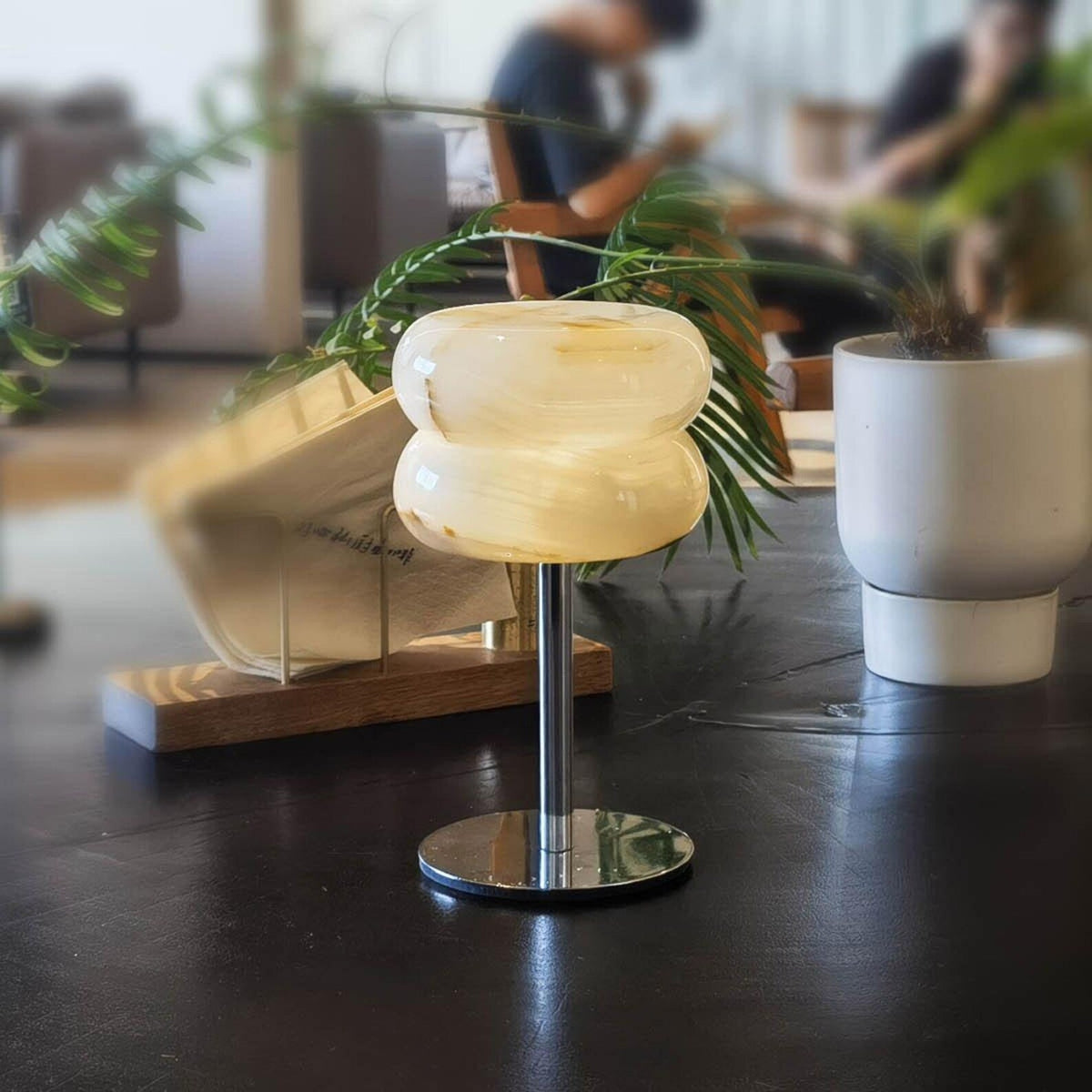 Nivaraine-alabasterbordlampe i donutform