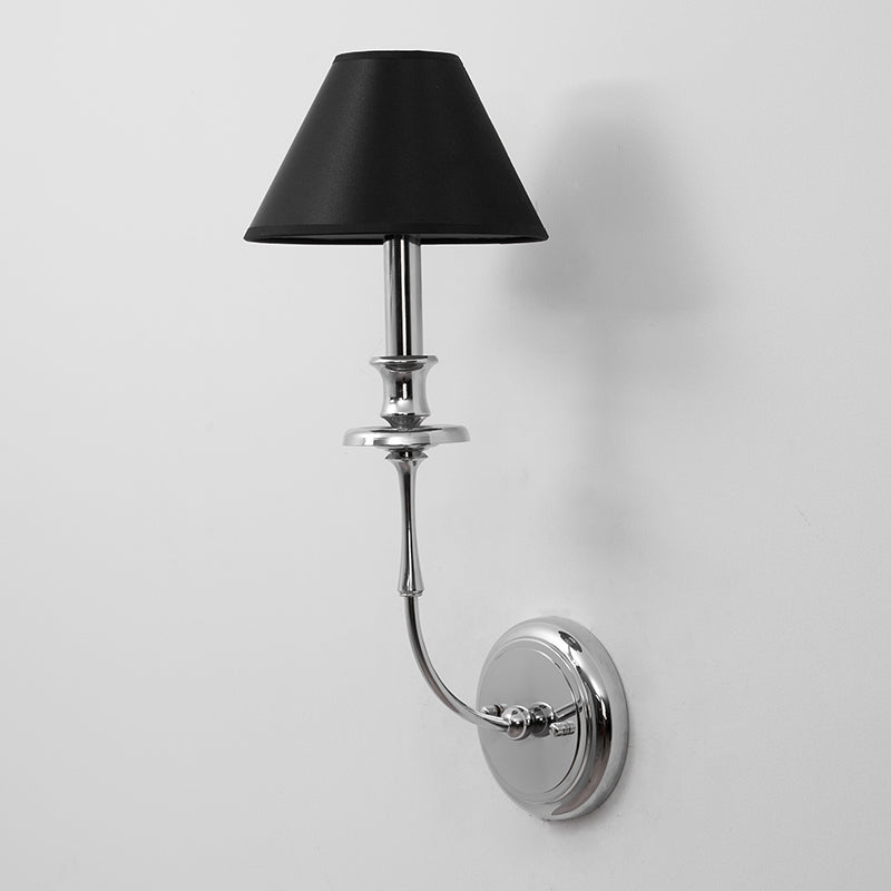 Vägglampa Viraarine