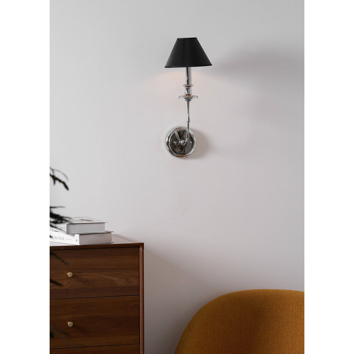 Vägglampa Viraarine