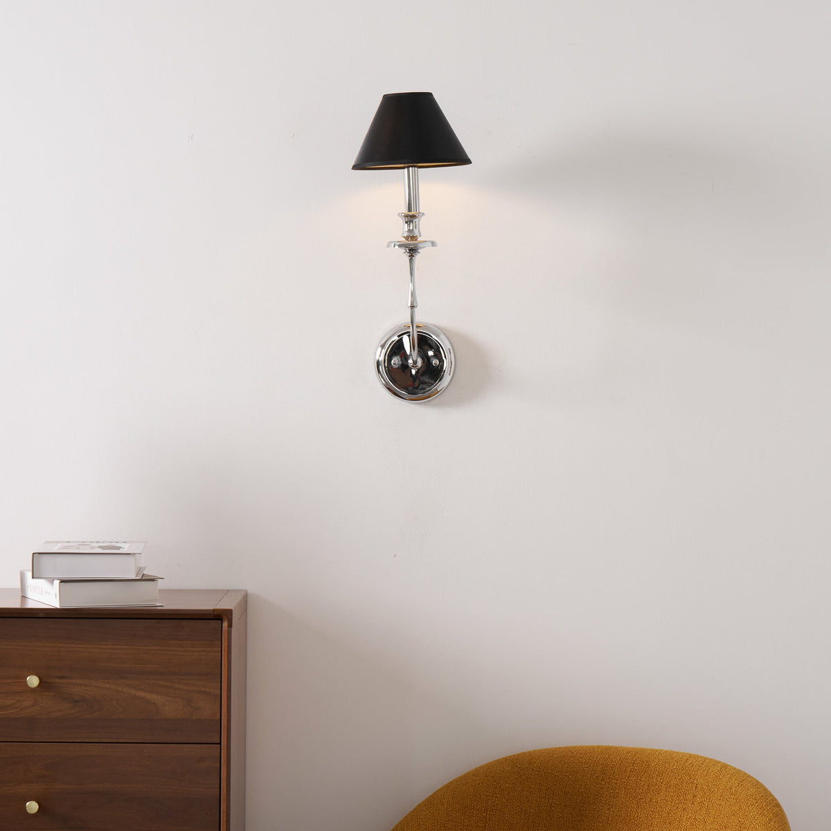 Vägglampa Viraarine