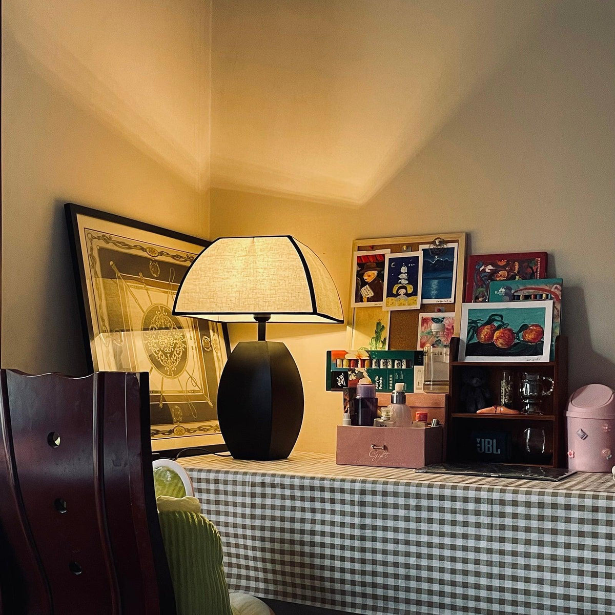 Alux minimalistisk bordslampa i tyg