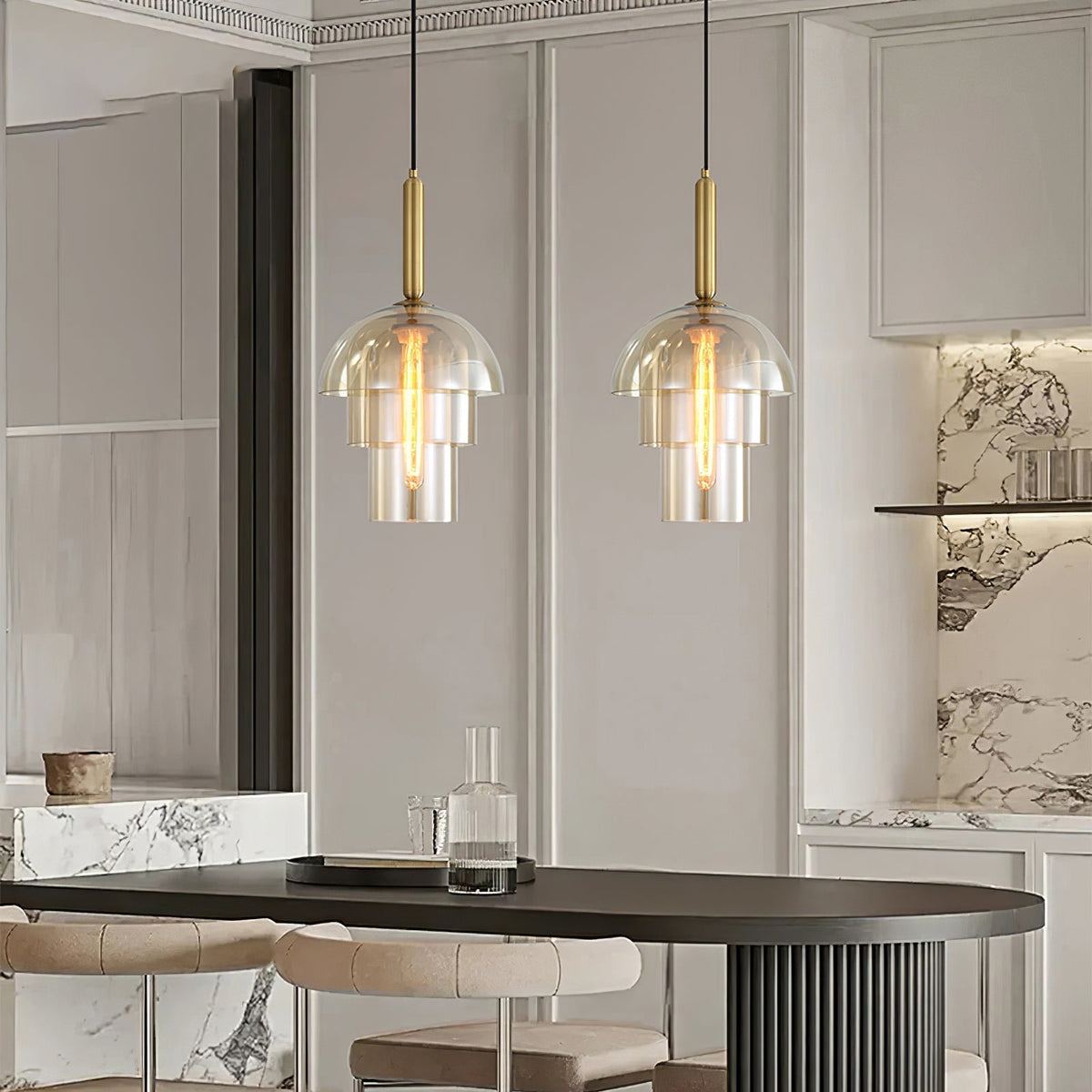 Renley pendellampa med konjakfärgad glaskupa och mässing, mid-century