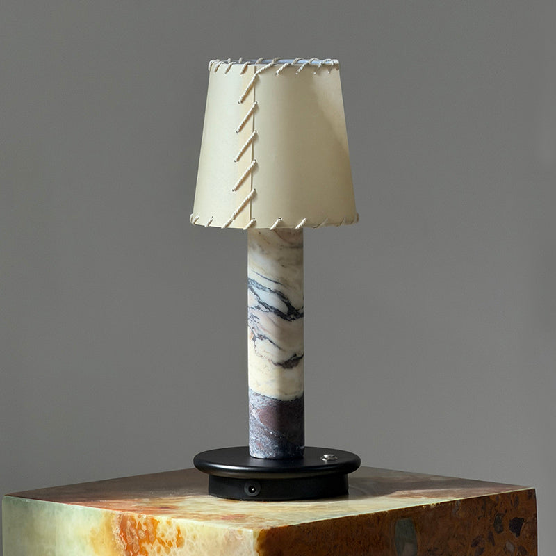 Viraerira-bordlampe