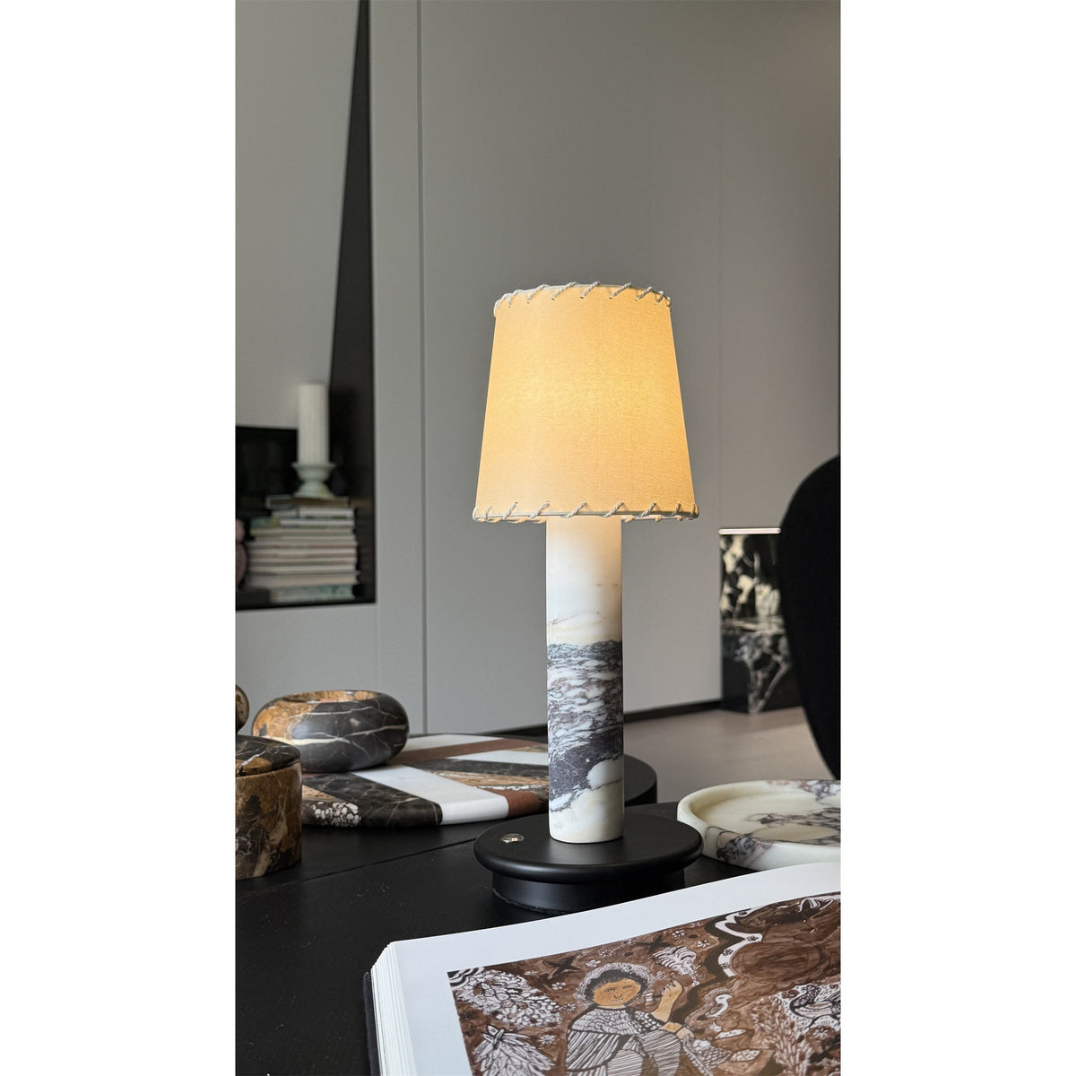 Viraerira-bordlampe