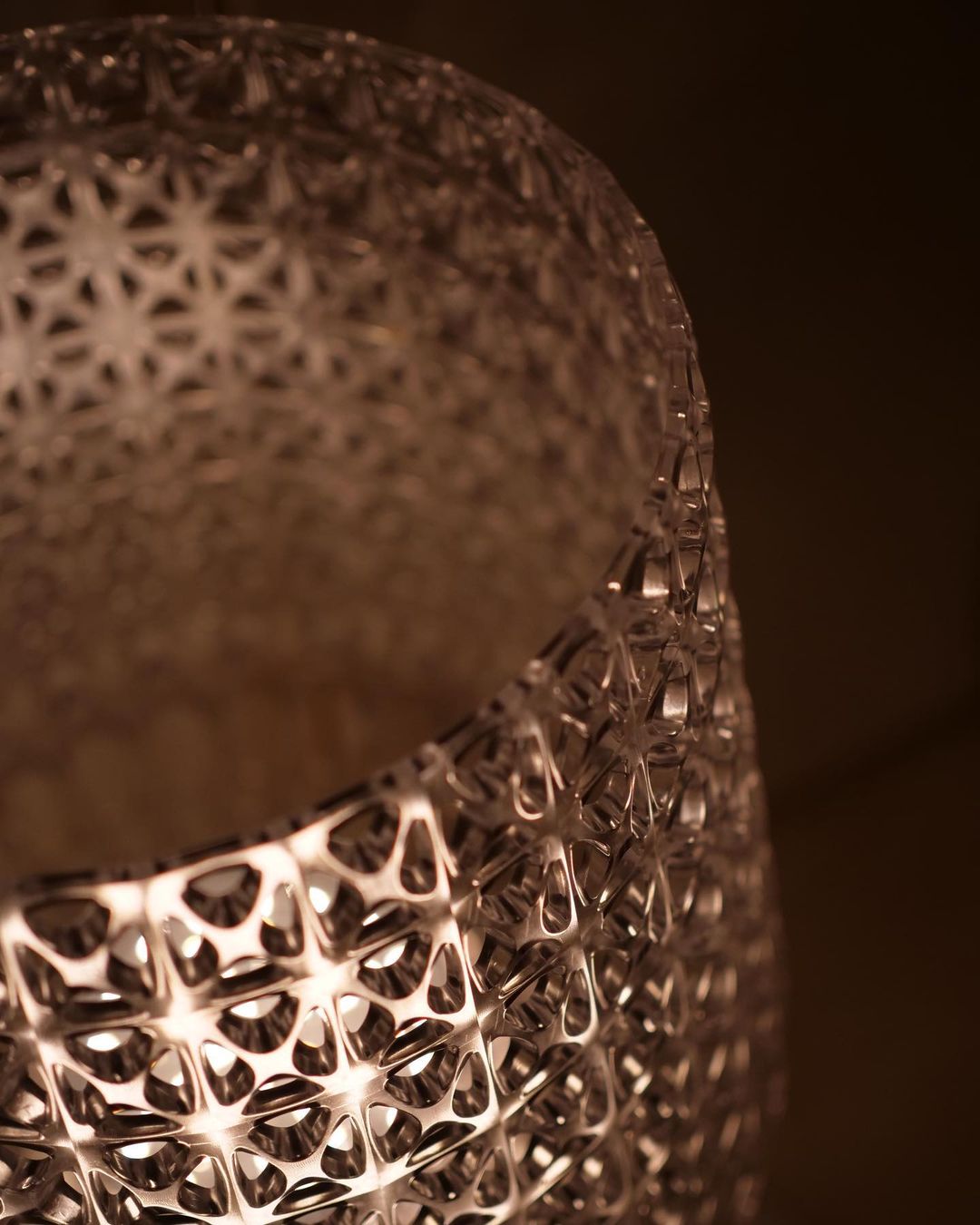 Lilahi ylellinen akryylipöytävalaisin