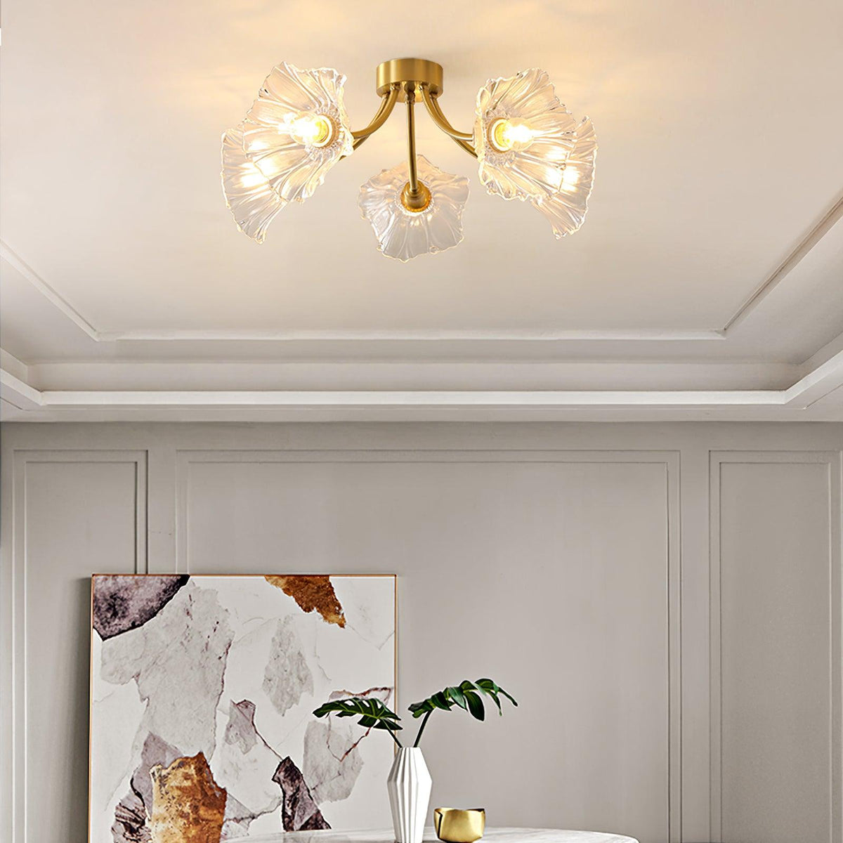 Candeeiro de teto Celoreria com pétalas de vidro em forma de flor, elegante e sofisticado