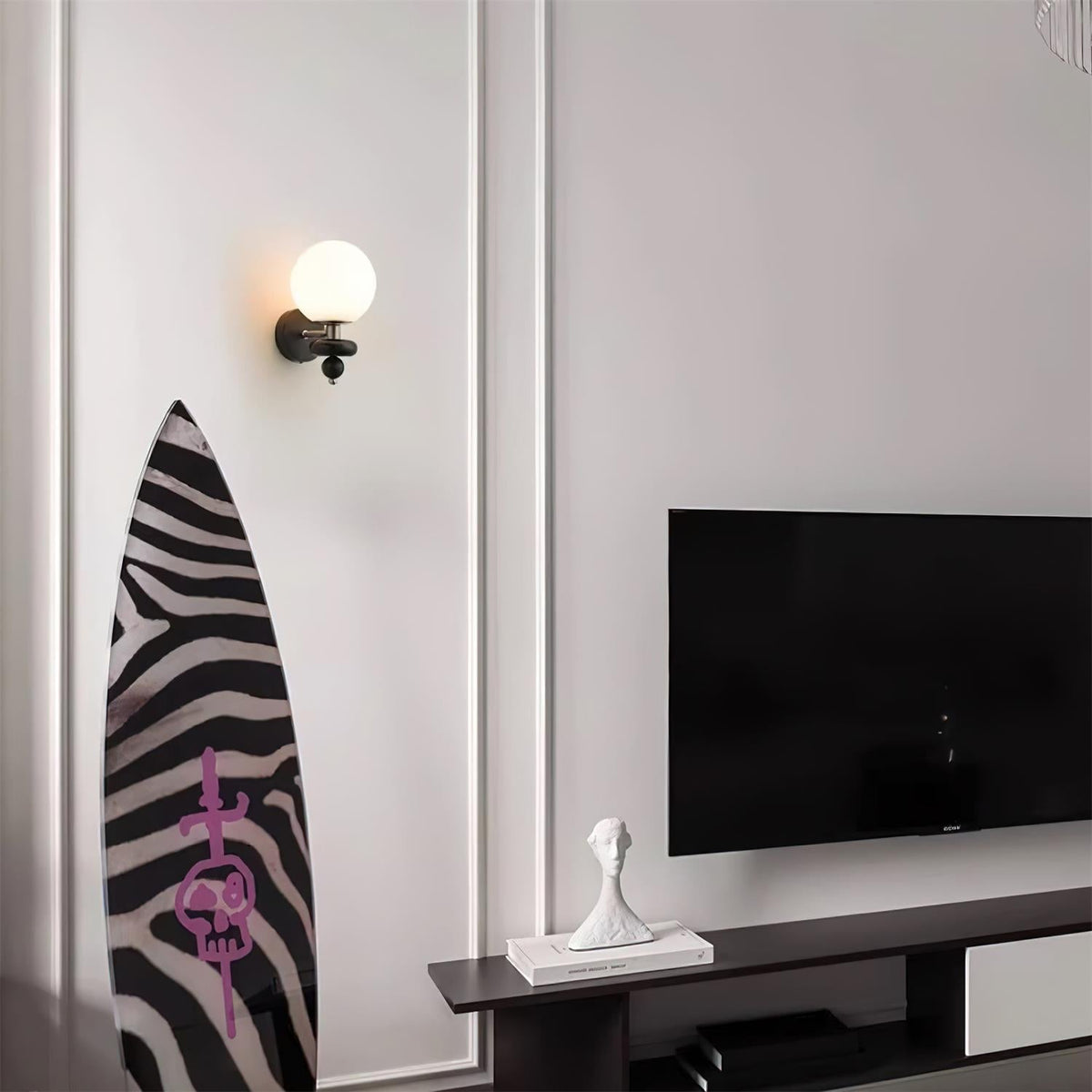 Lumueria modern klotformad vägglampa