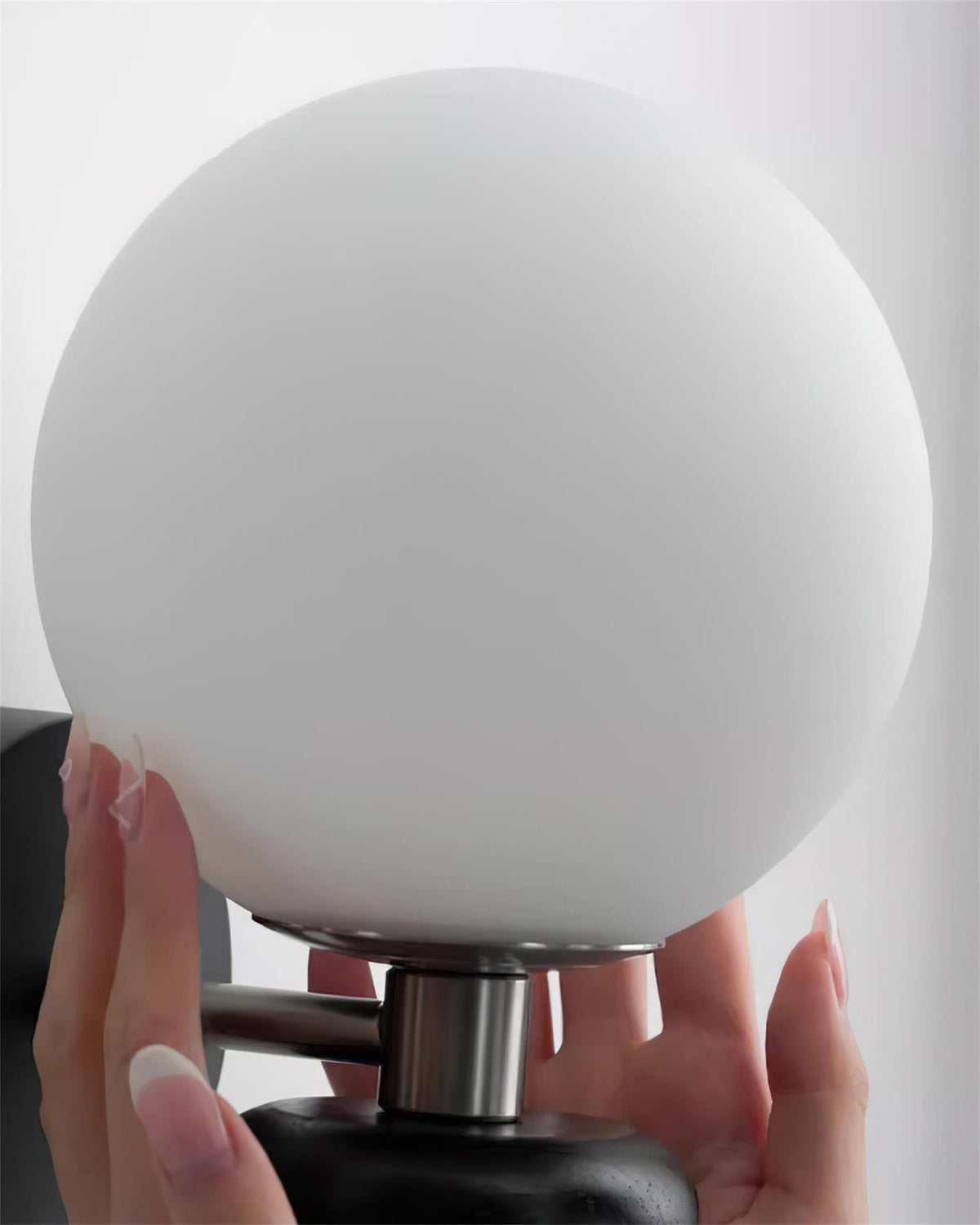 Lumueria modern klotformad vägglampa