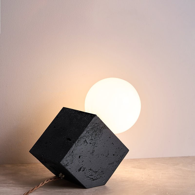 Milo Candeeiro de mesa minimalista em travertino preto