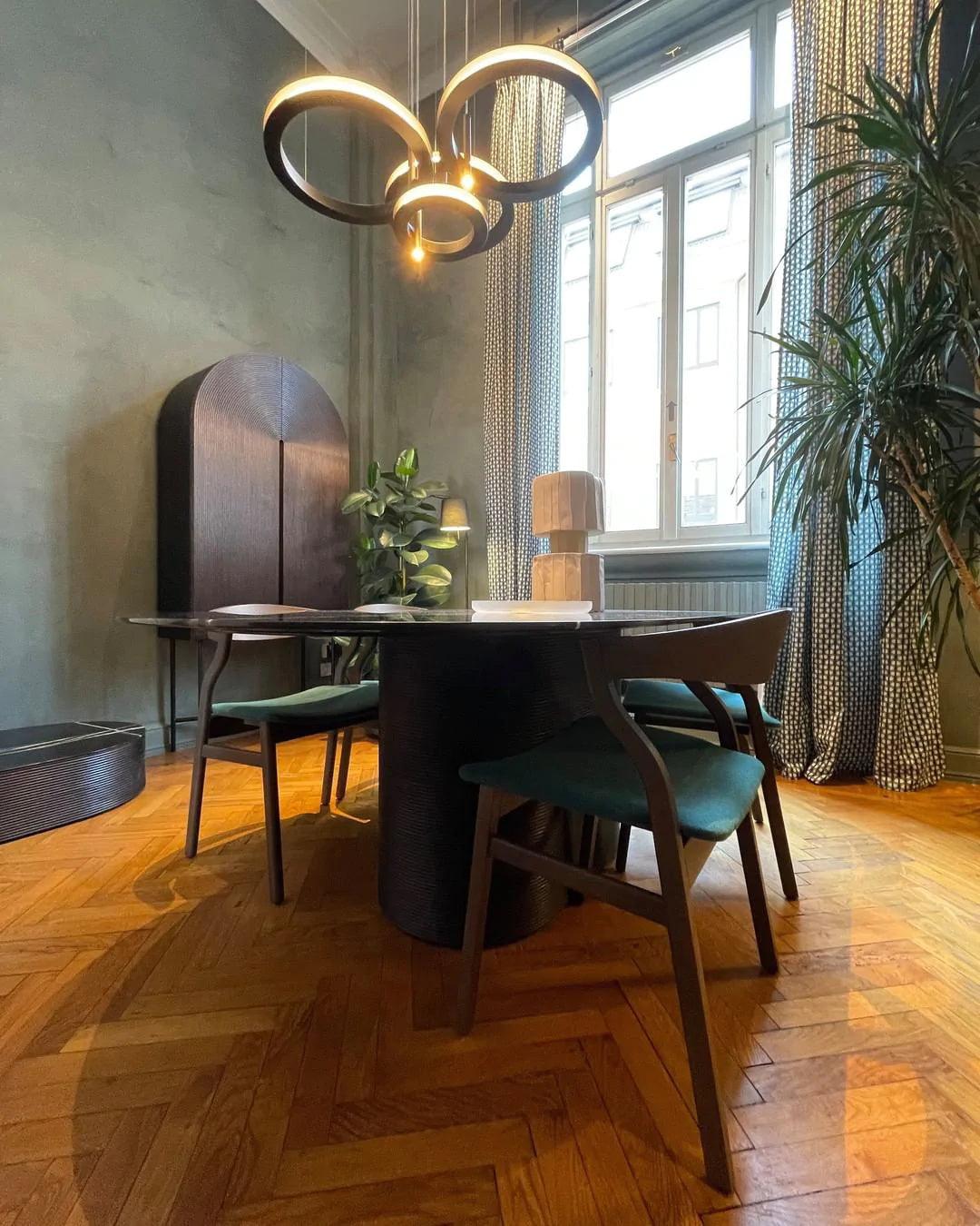 Virauian minimalistisk lysekrone med ringe i flere lag