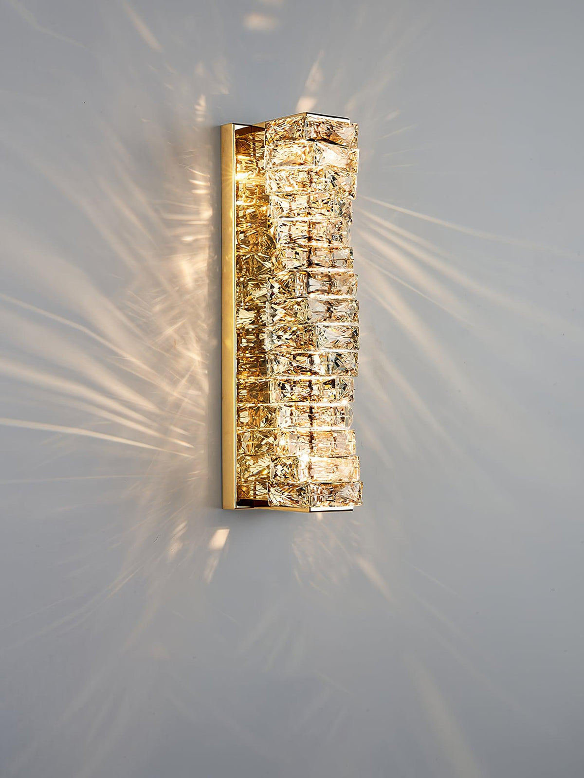 Ilvelia póstmóderni lúxus kristalsveggljós