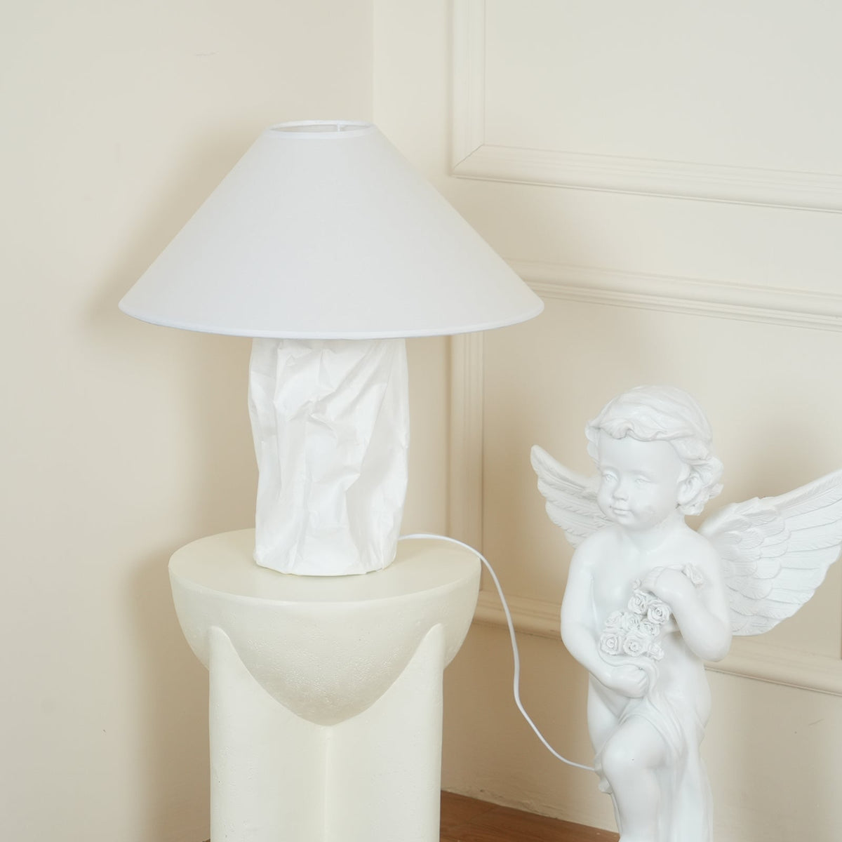 Lalemu konstnärlig bordslampa i papper