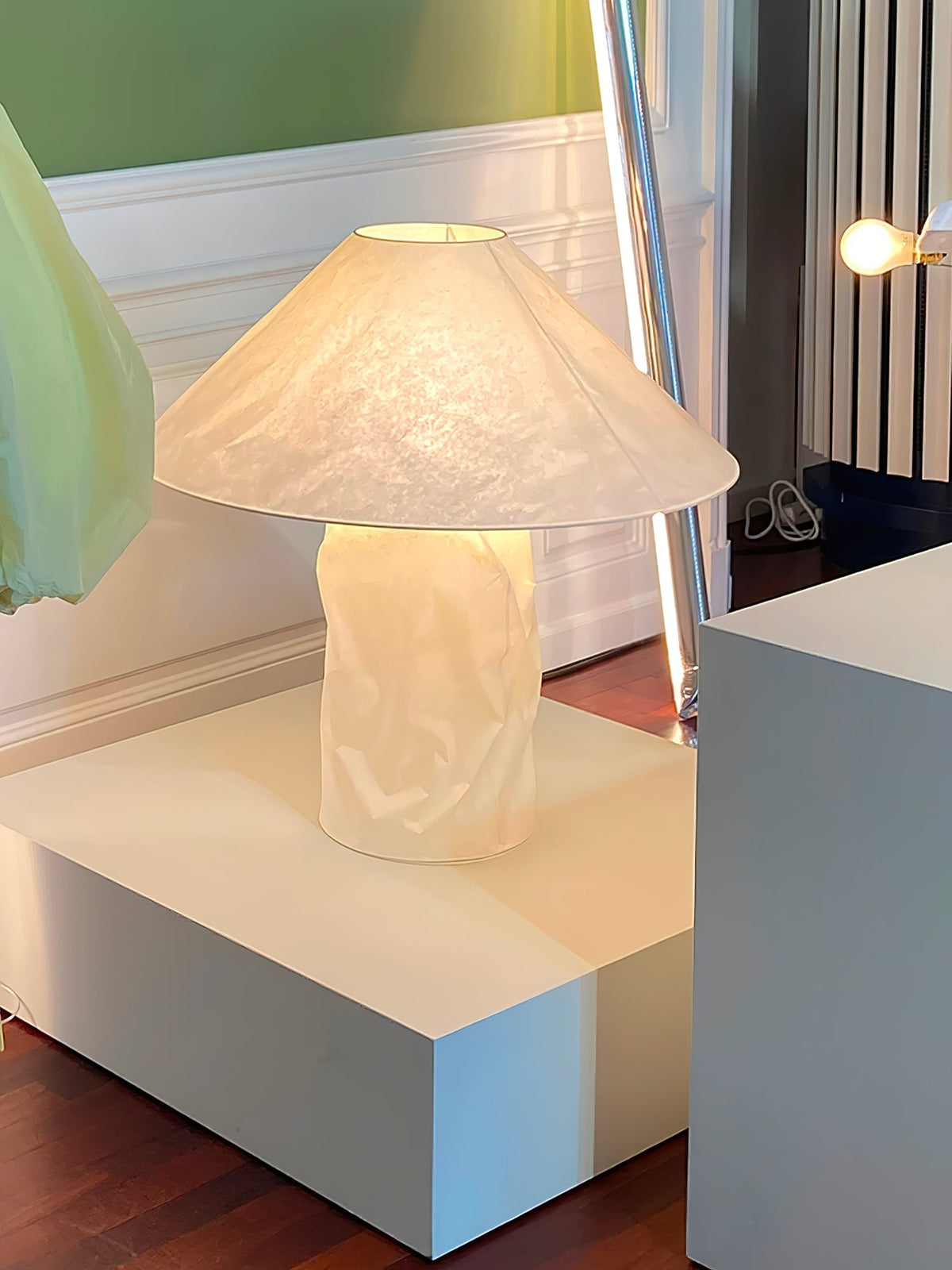 Lalemu konstnärlig bordslampa i papper
