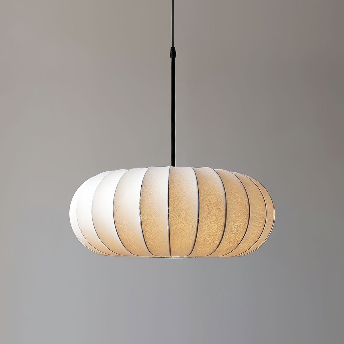 Caedwyn Lantern Silk -riippuvalaisin