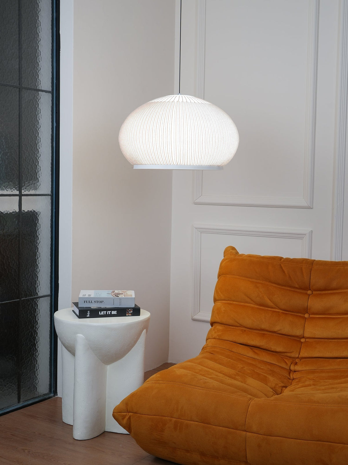 Lineiella minimalistinen kangasriippuvalaisin