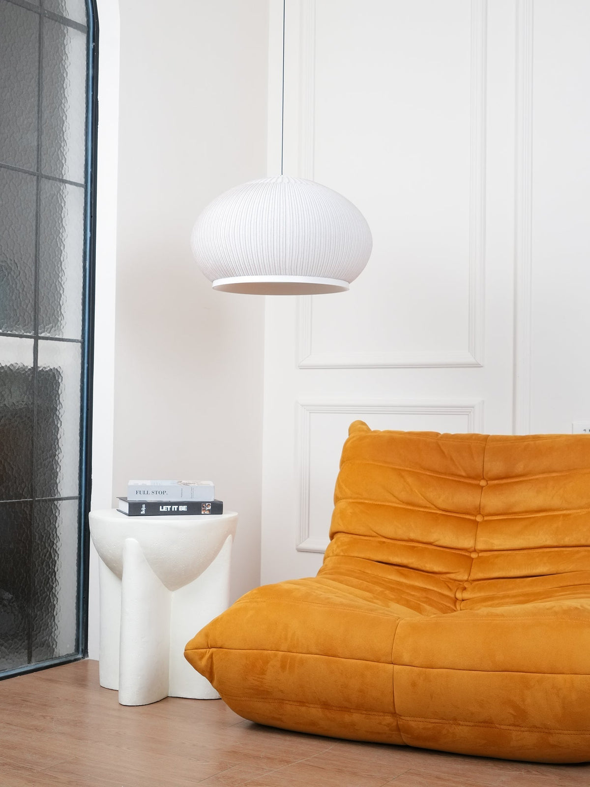 Lineiella minimalistinen kangasriippuvalaisin