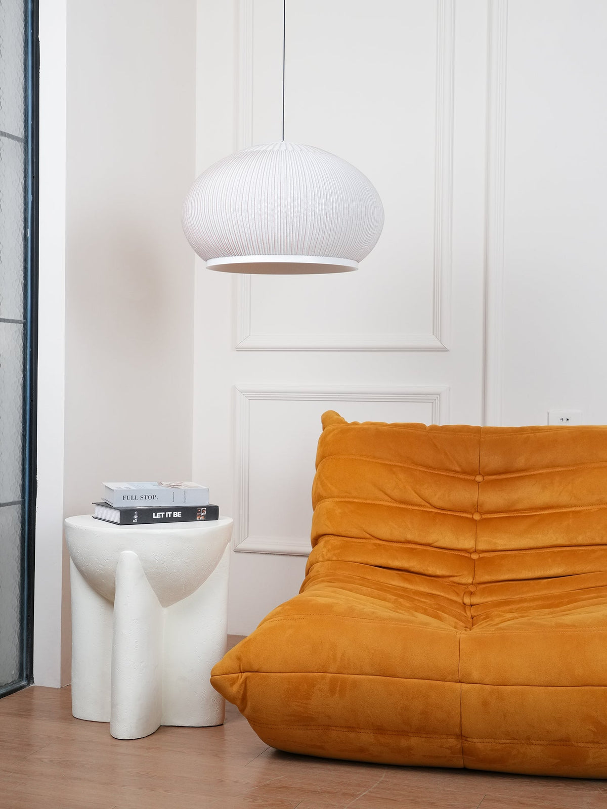 Lineiella minimalistinen kangasriippuvalaisin