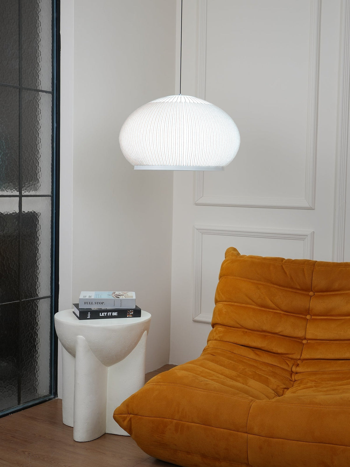 Lineiella minimalistinen kangasriippuvalaisin