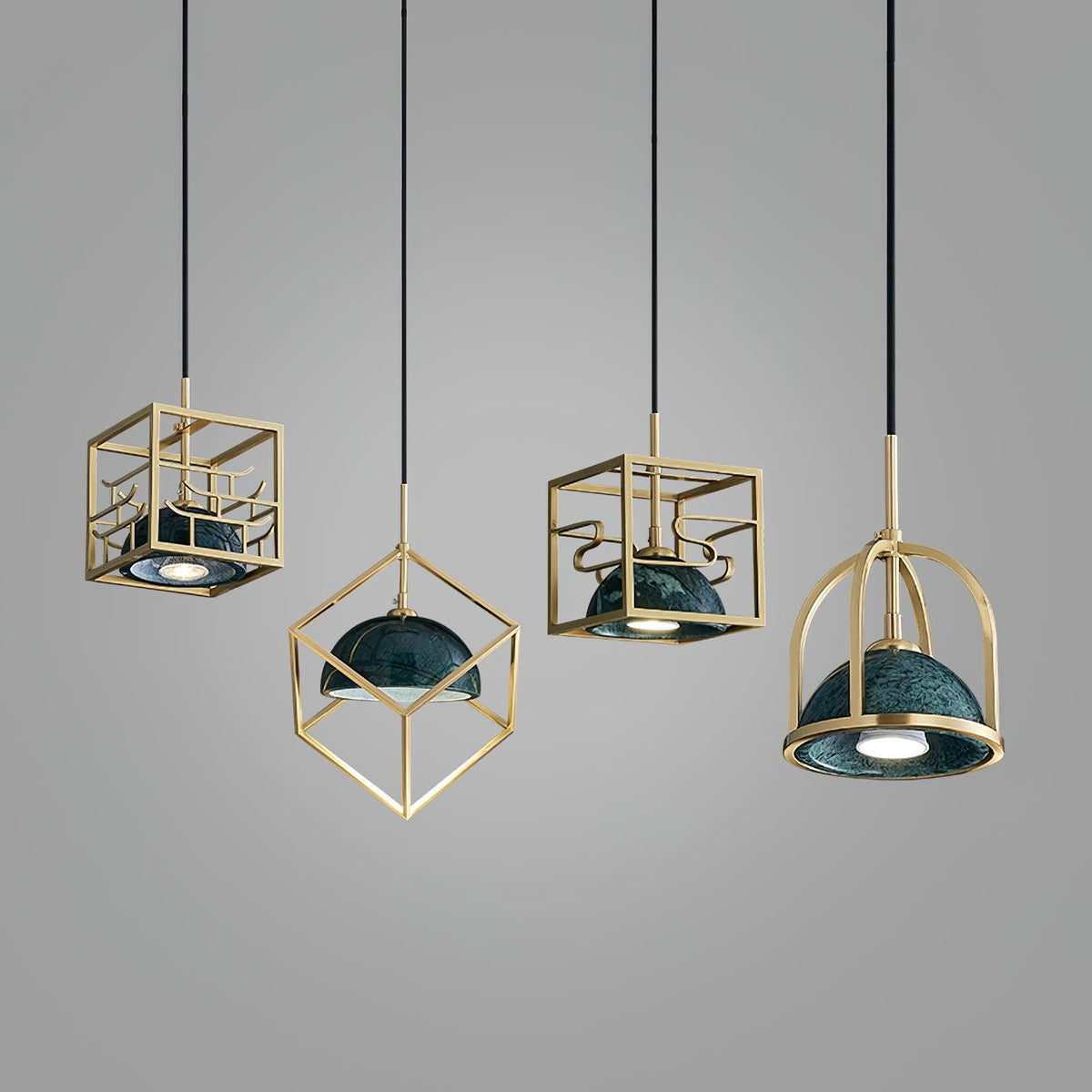Cubo moderne pendellampe i messing