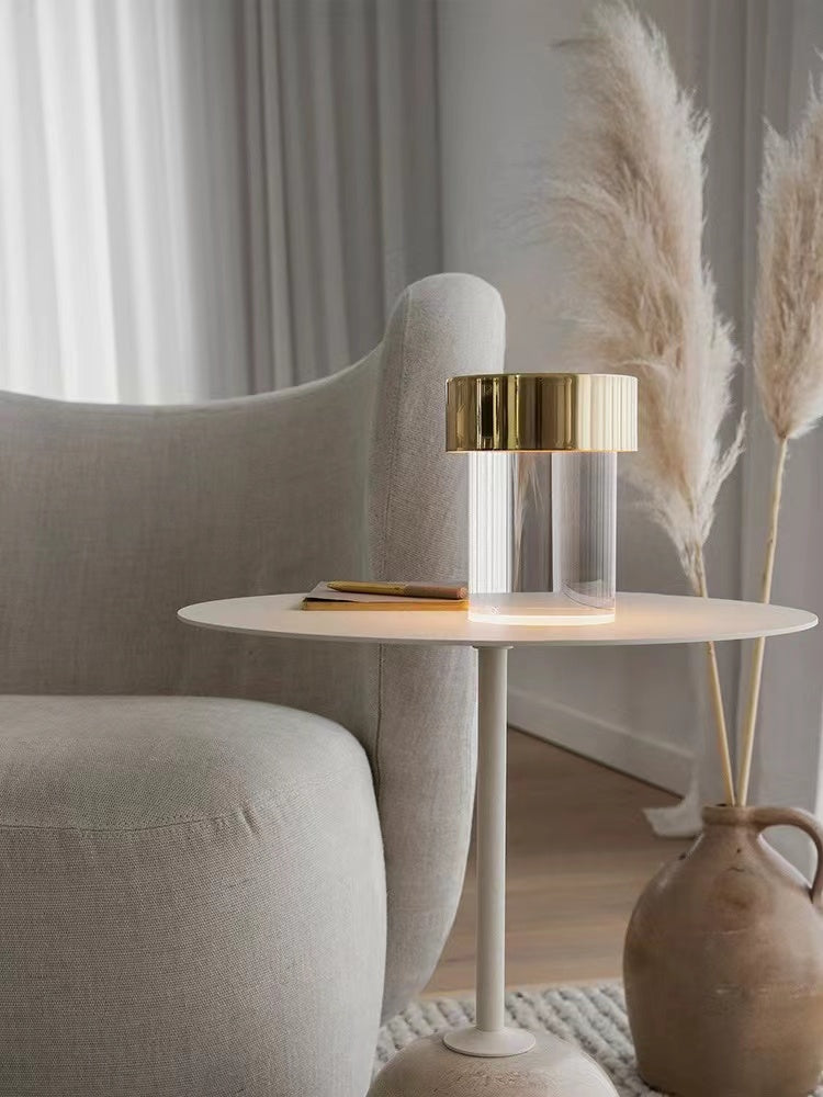 Pryden minimalistisk bordlampe