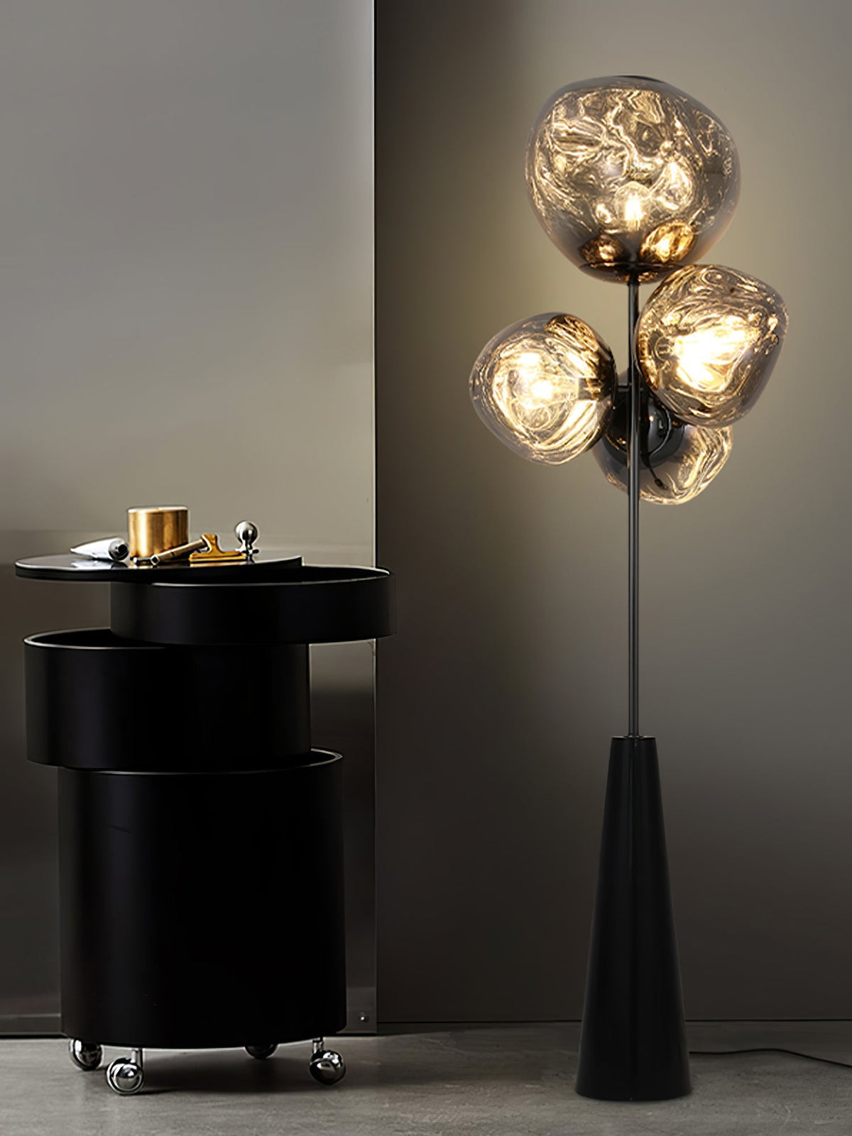 Viri modern golvlampa i marmor