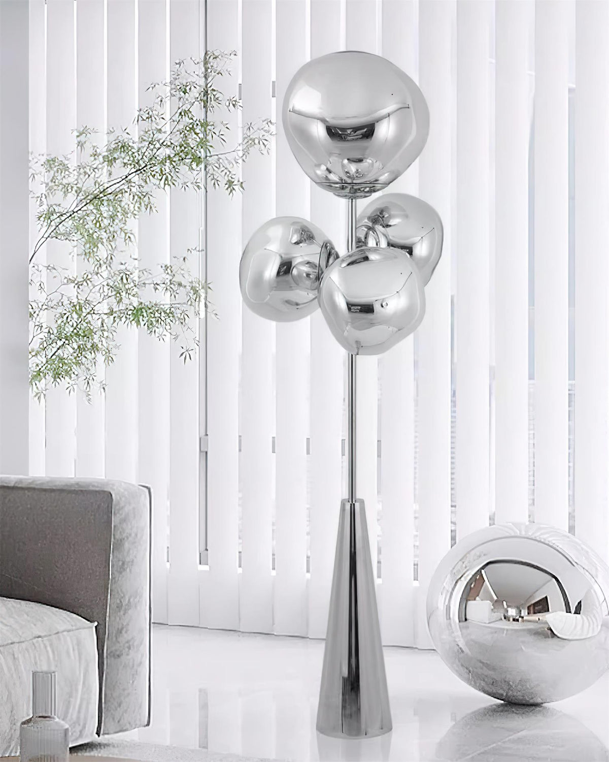 Elaanielle Floor Lamp