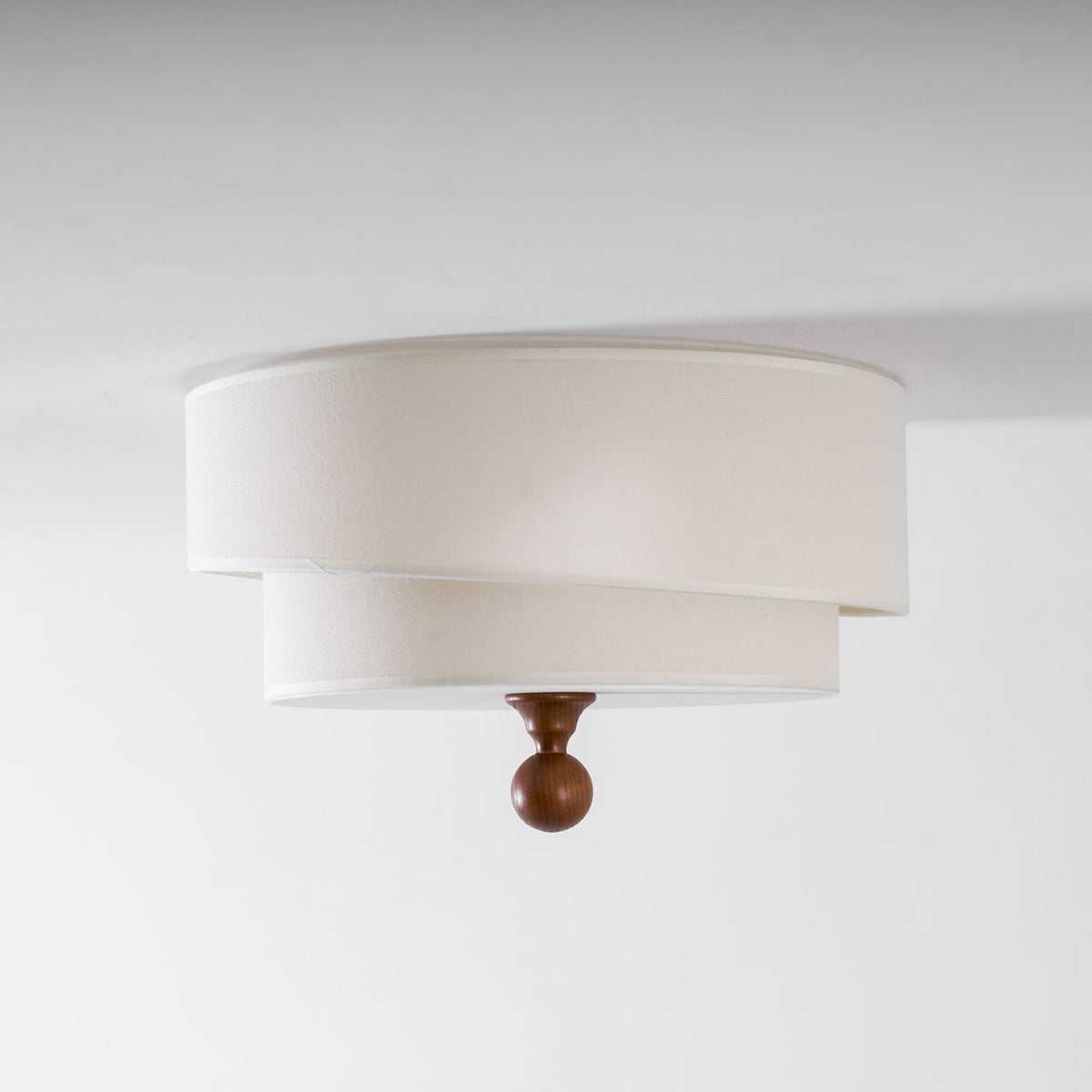 Serelira Dovemont loftslampe med lagdelt stofskærm