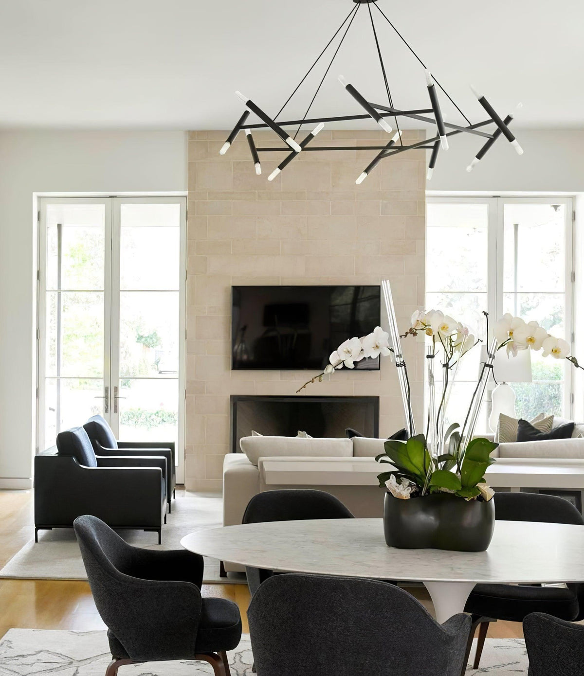 Soliriel moderne lysekrone i messing
