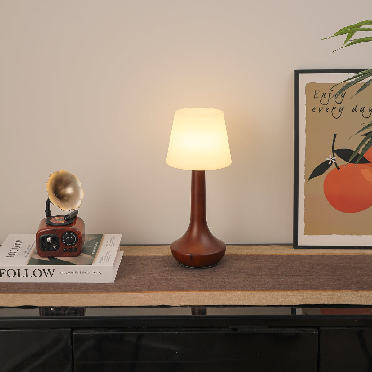 Bello retro-bordlampe i træ