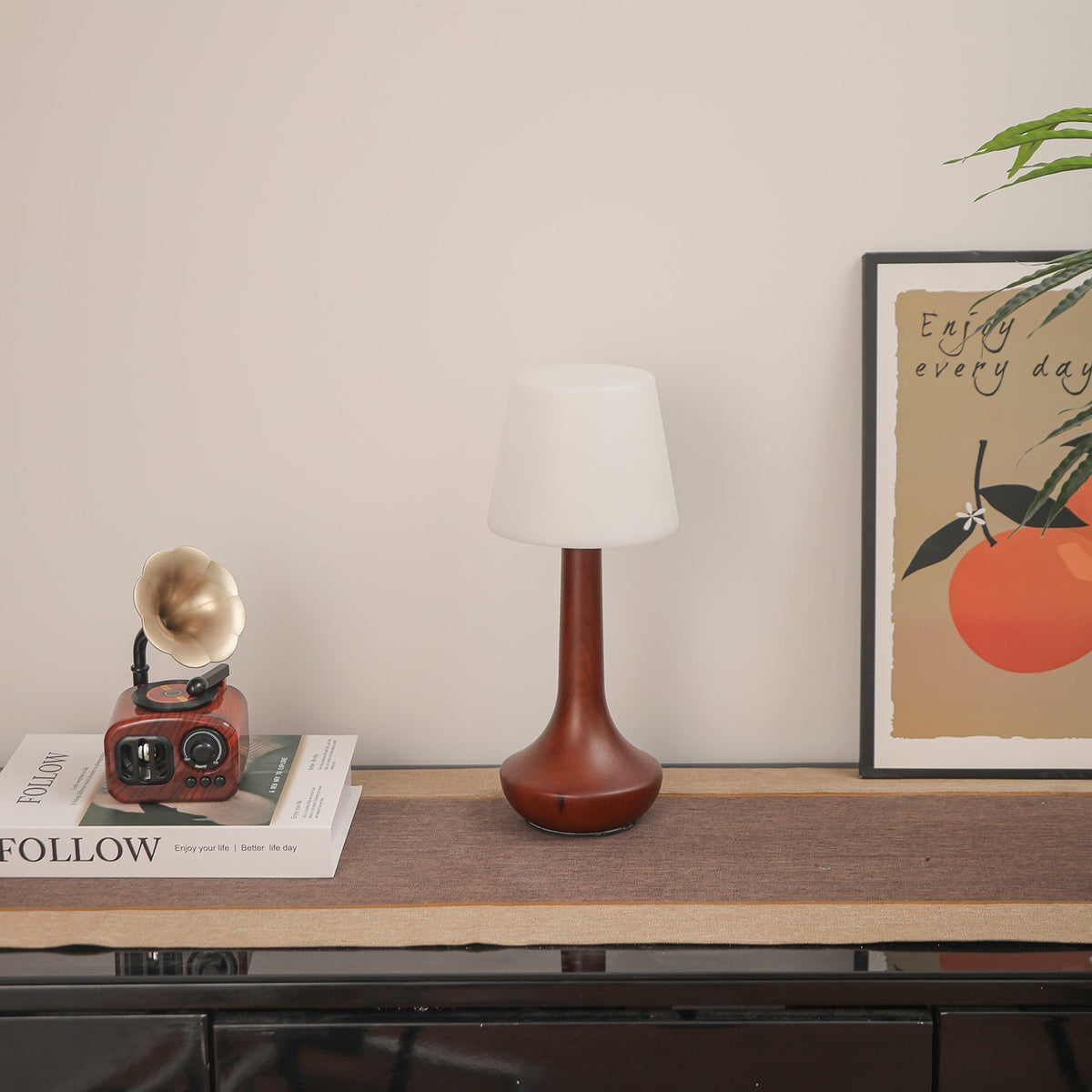 Bello retro-bordlampe i træ