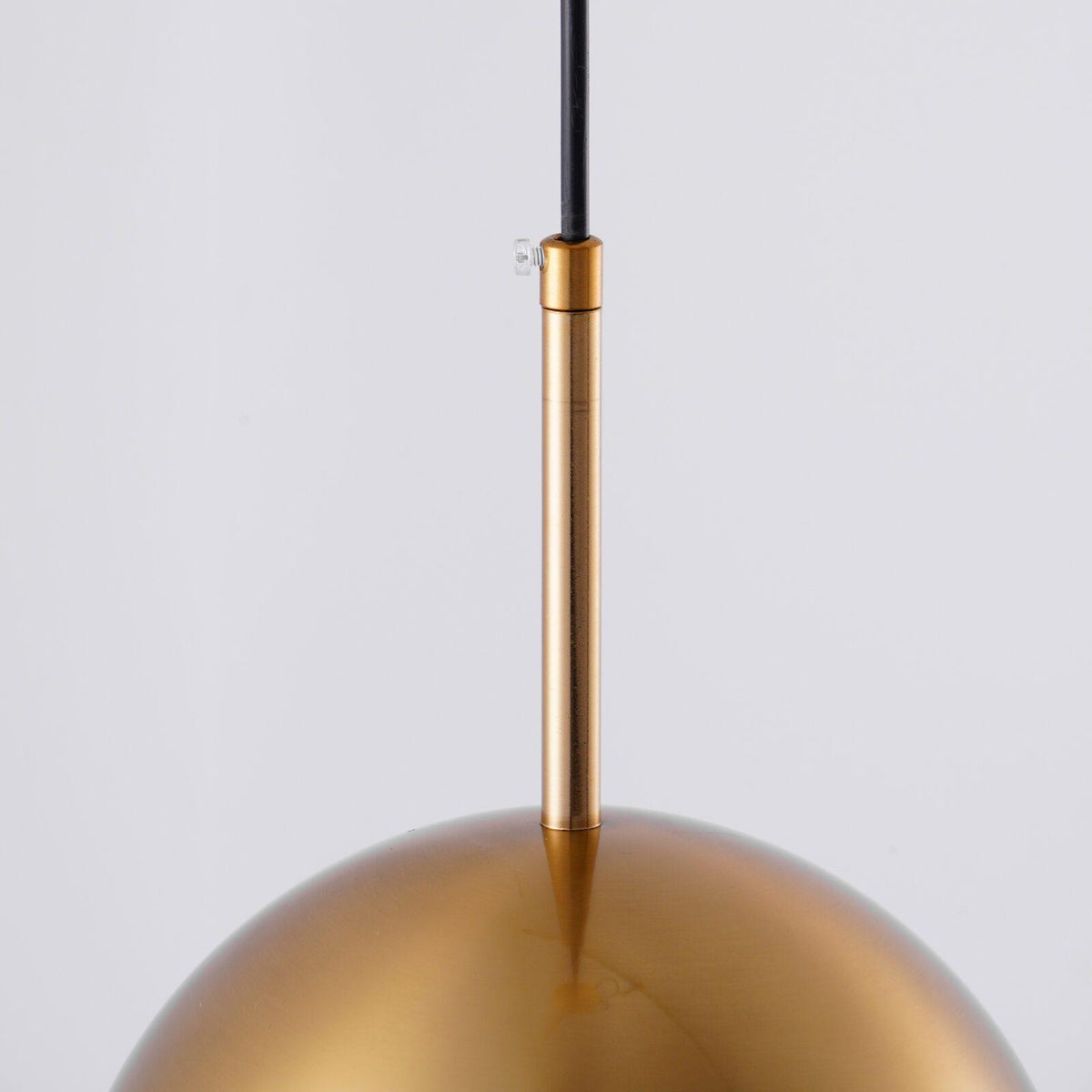 Kevelo pendel i messing og glas, moderne