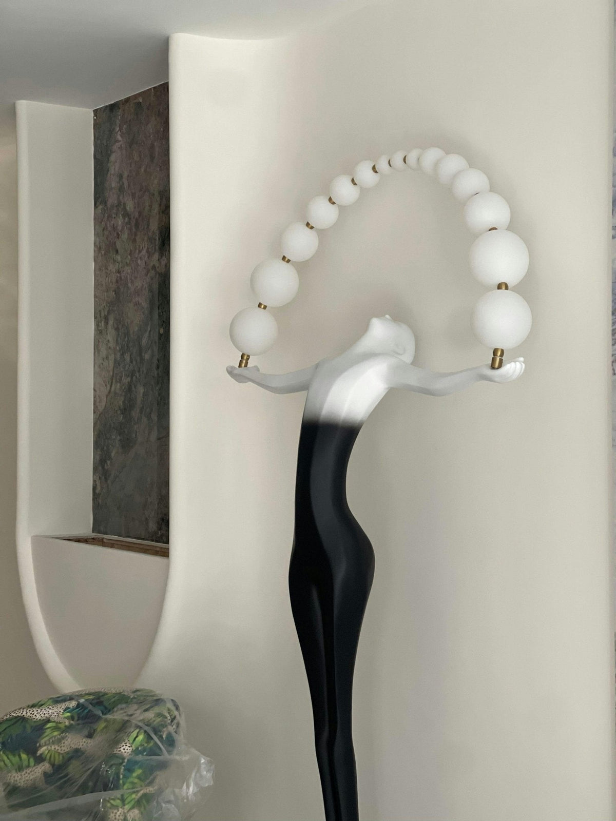 Luminara skulptural golvlampa med gradient