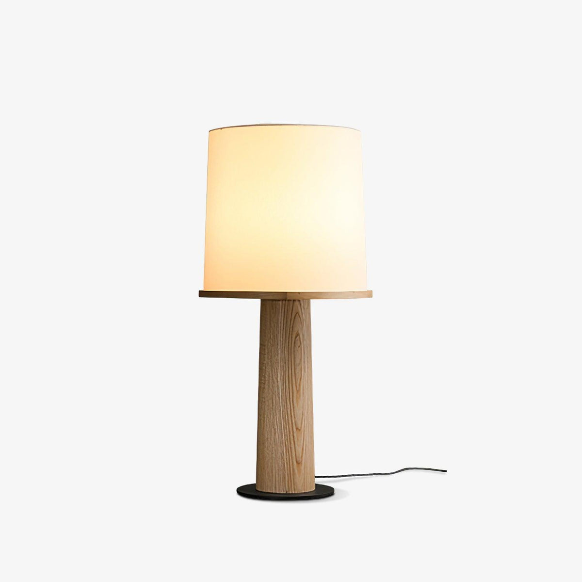 Jennifer moderne bordlampe i træ