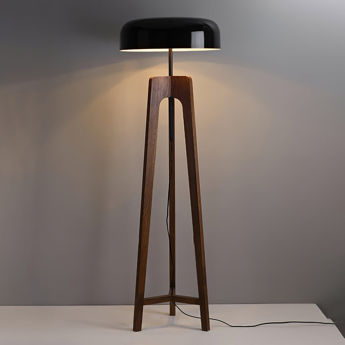 Kovain minimalistisk gulvlampe i træ