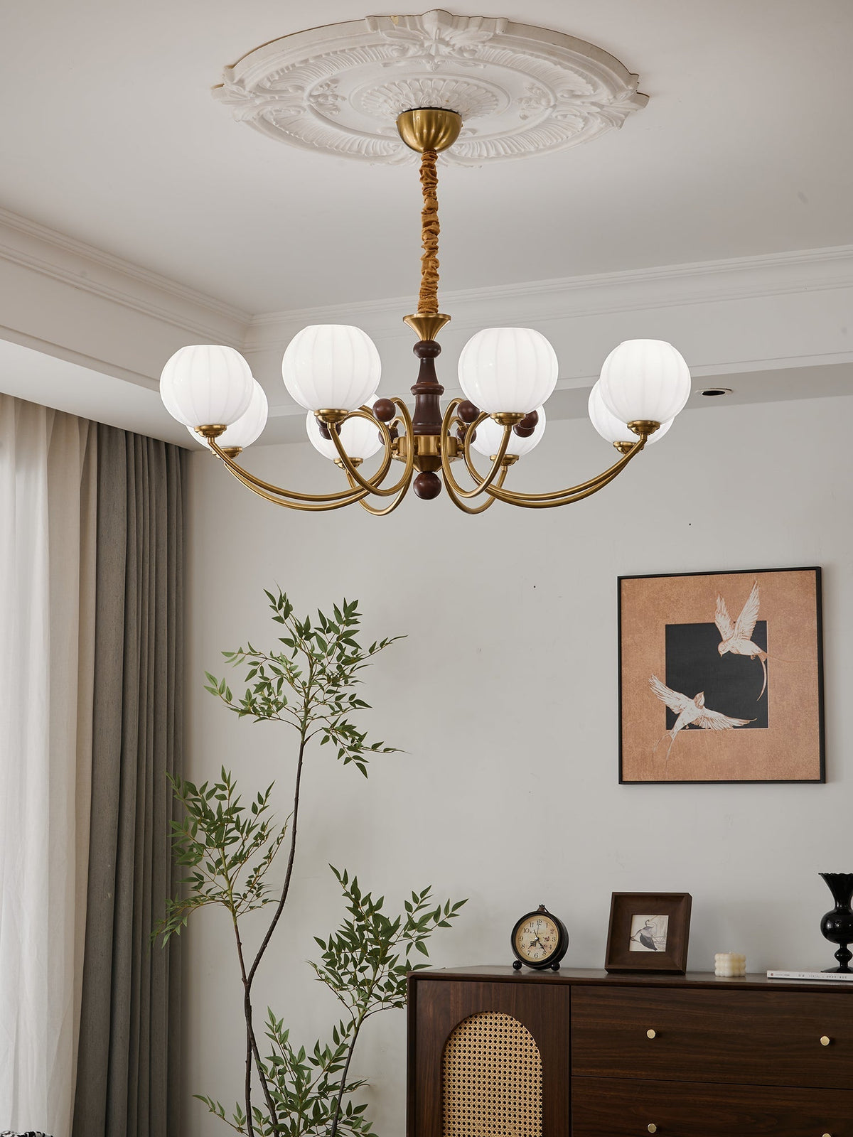 Omirara elegant traditionell vintage-ljuskrona i trä