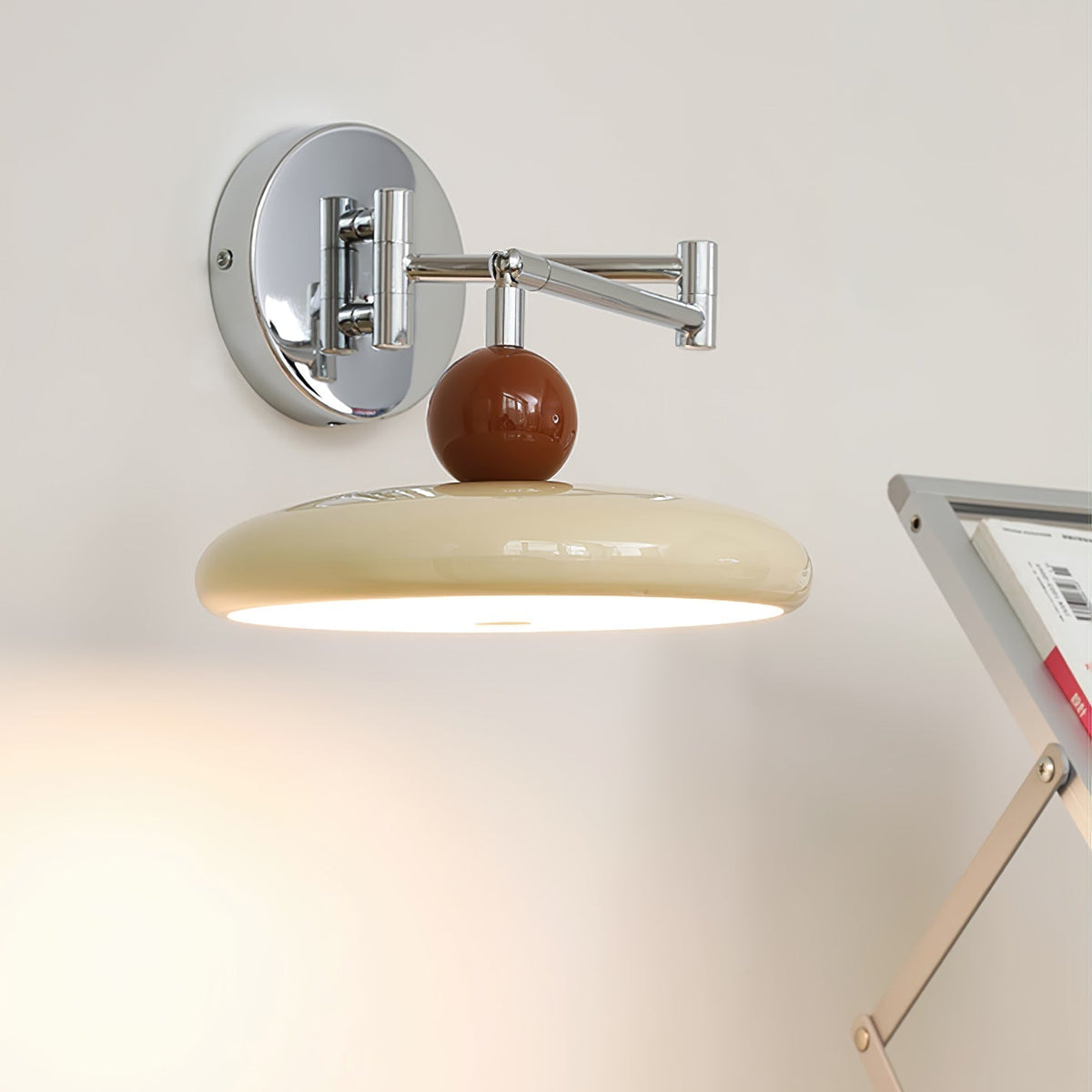 Rixor vintagevägglampa i akryl