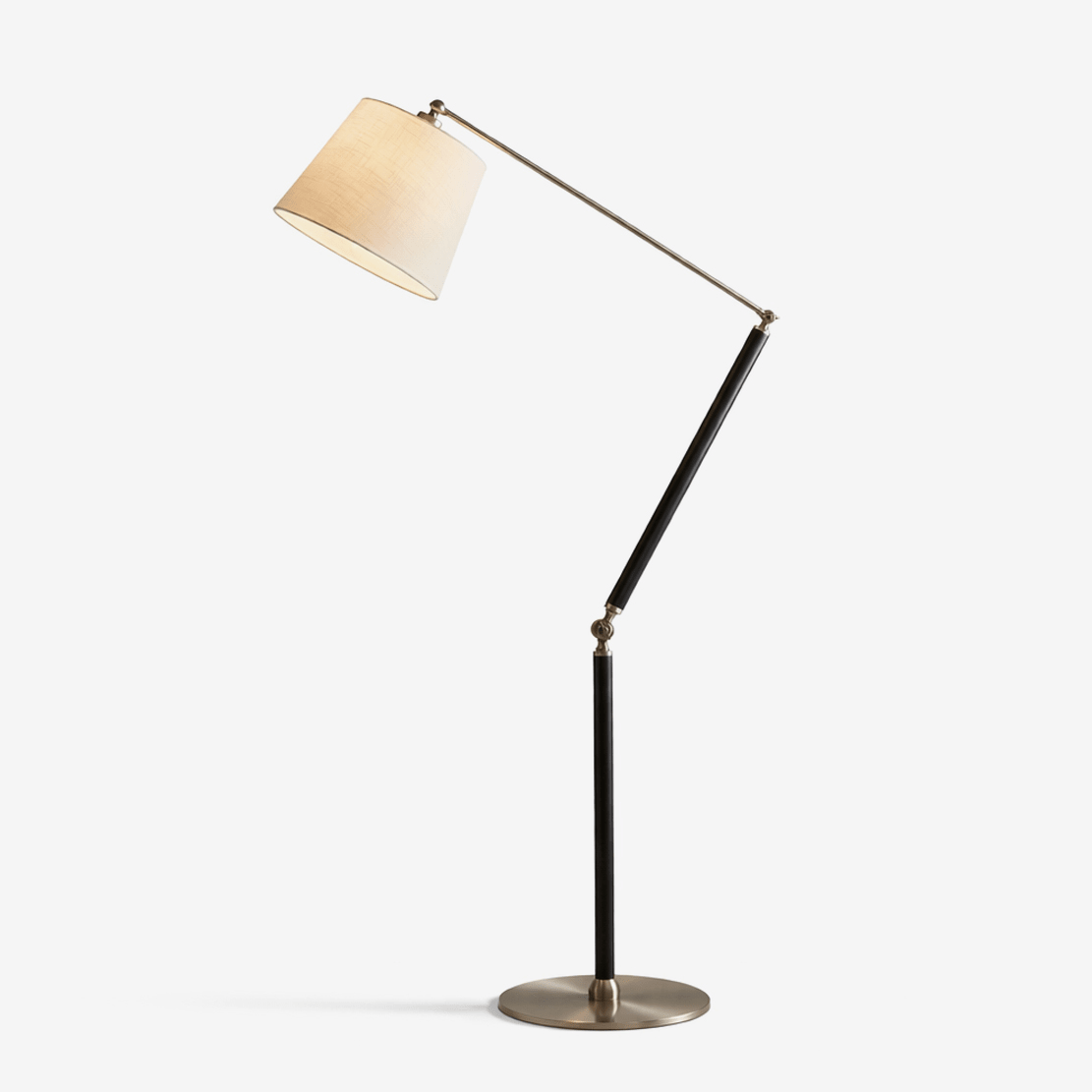 Veyron golvlampa med justerbar arm