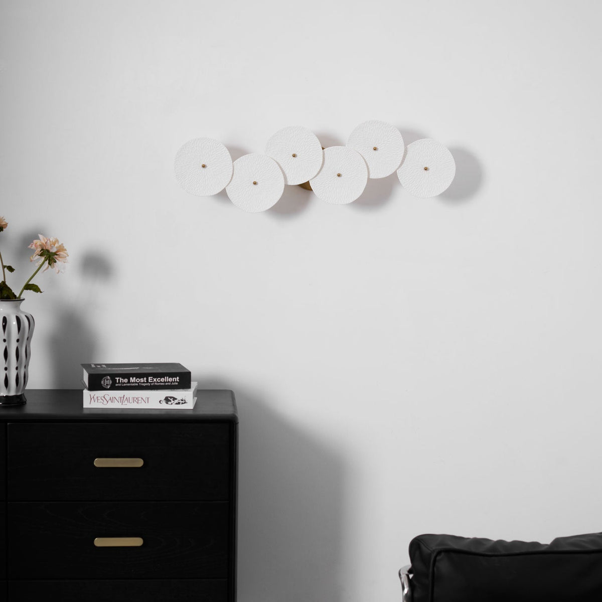 Jesse Elegance Nordic Art Petal Wall Lamp